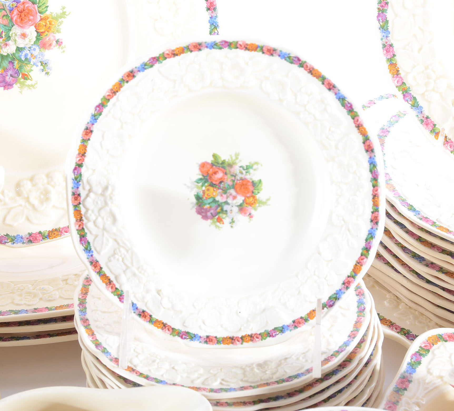 English Crown Ducal "Gainsborough" Pattern China Service