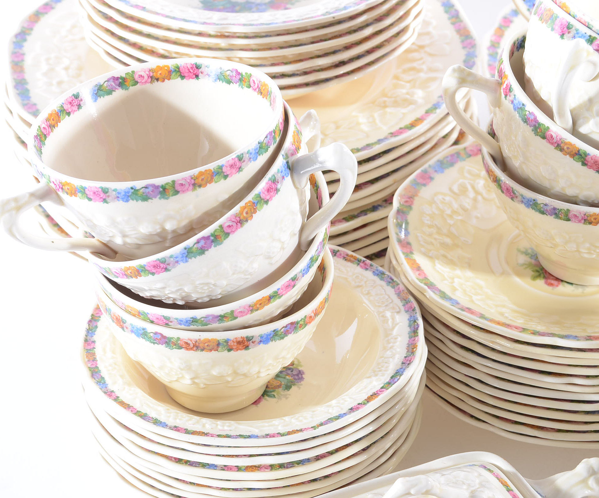 English Crown Ducal "Gainsborough" Pattern China Service