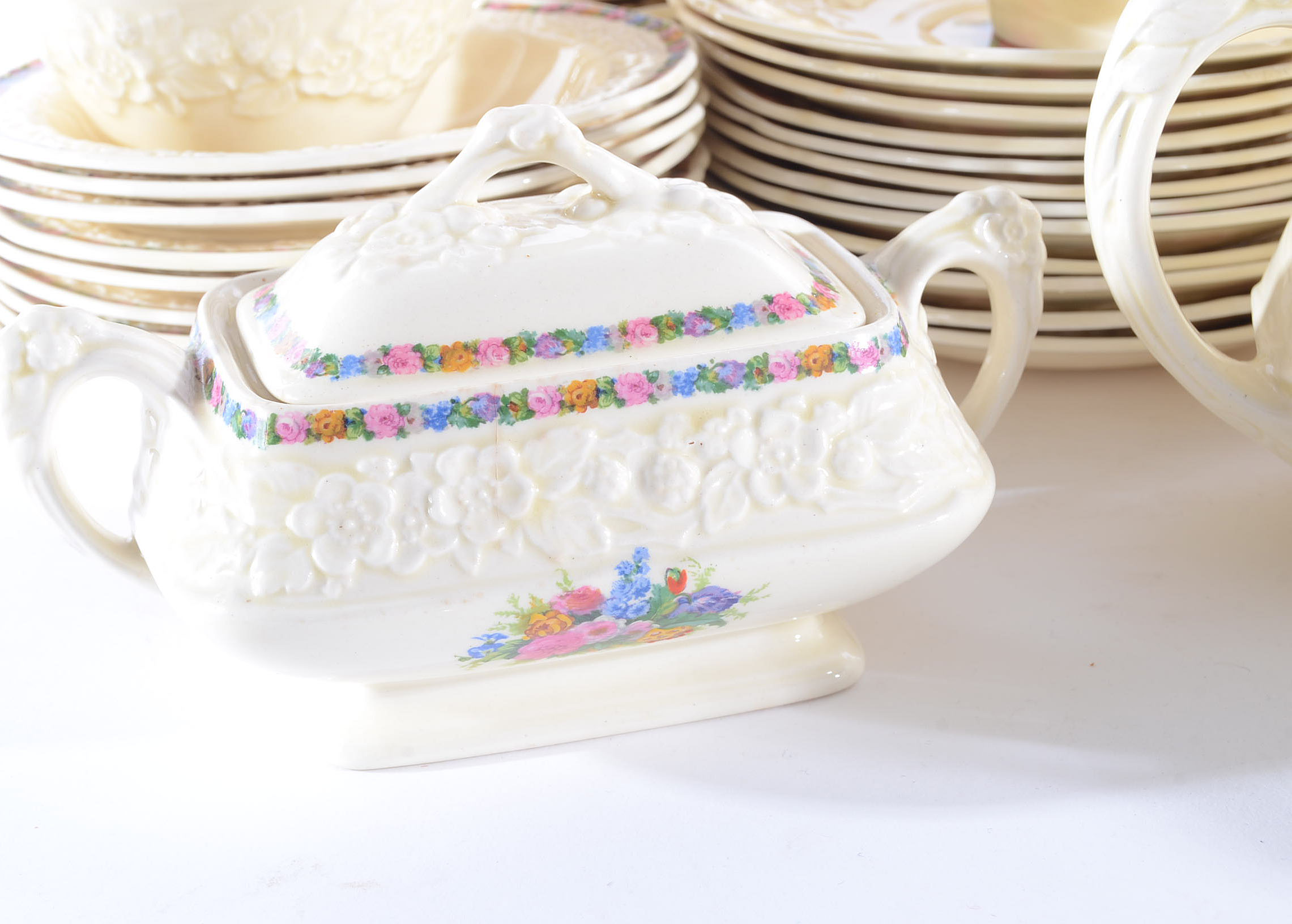 English Crown Ducal "Gainsborough" Pattern China Service