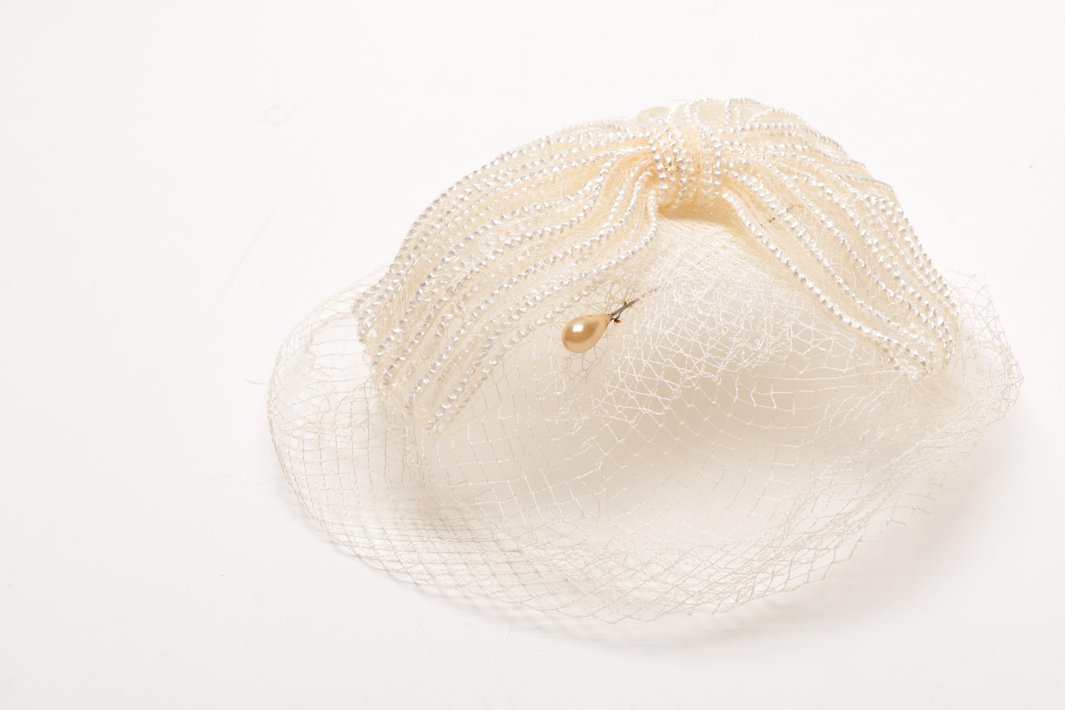 Women's Vintage Hats and Headpieces