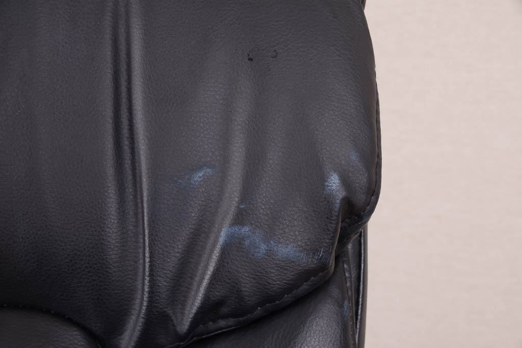 Black Leather Executive Desk Chair