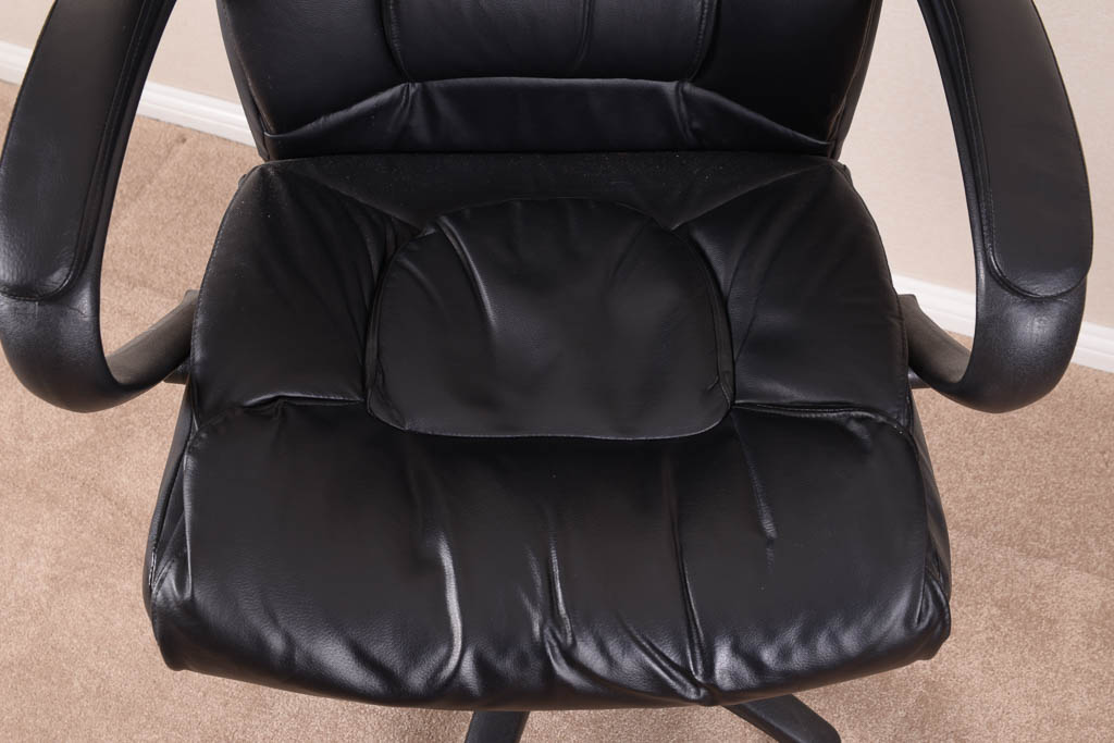 Black Leather Executive Desk Chair