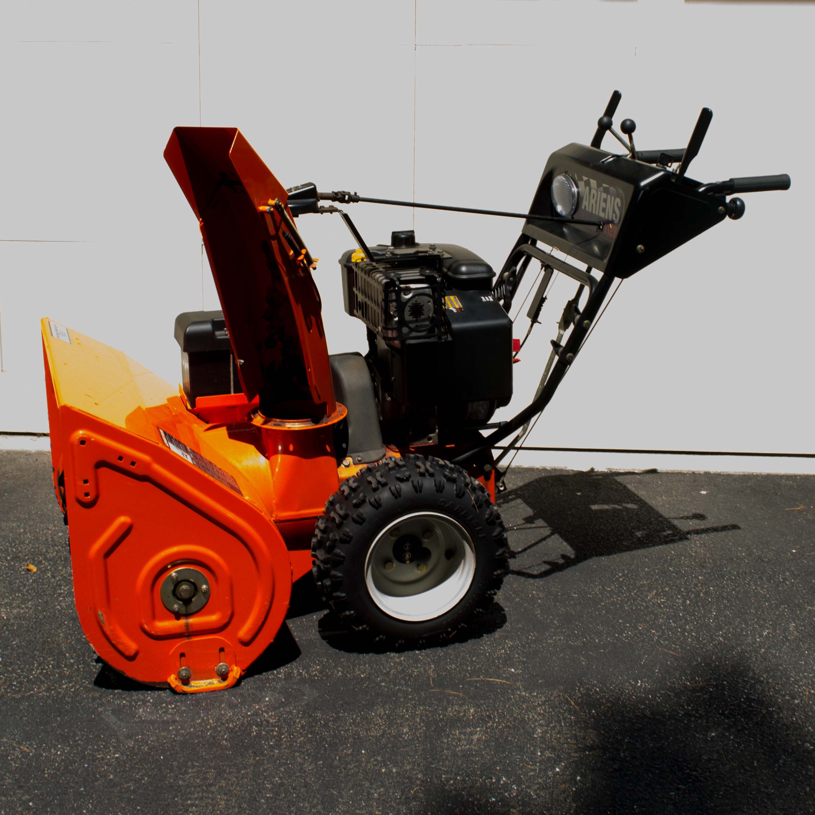 Ariens 1128 Pro Snowblower