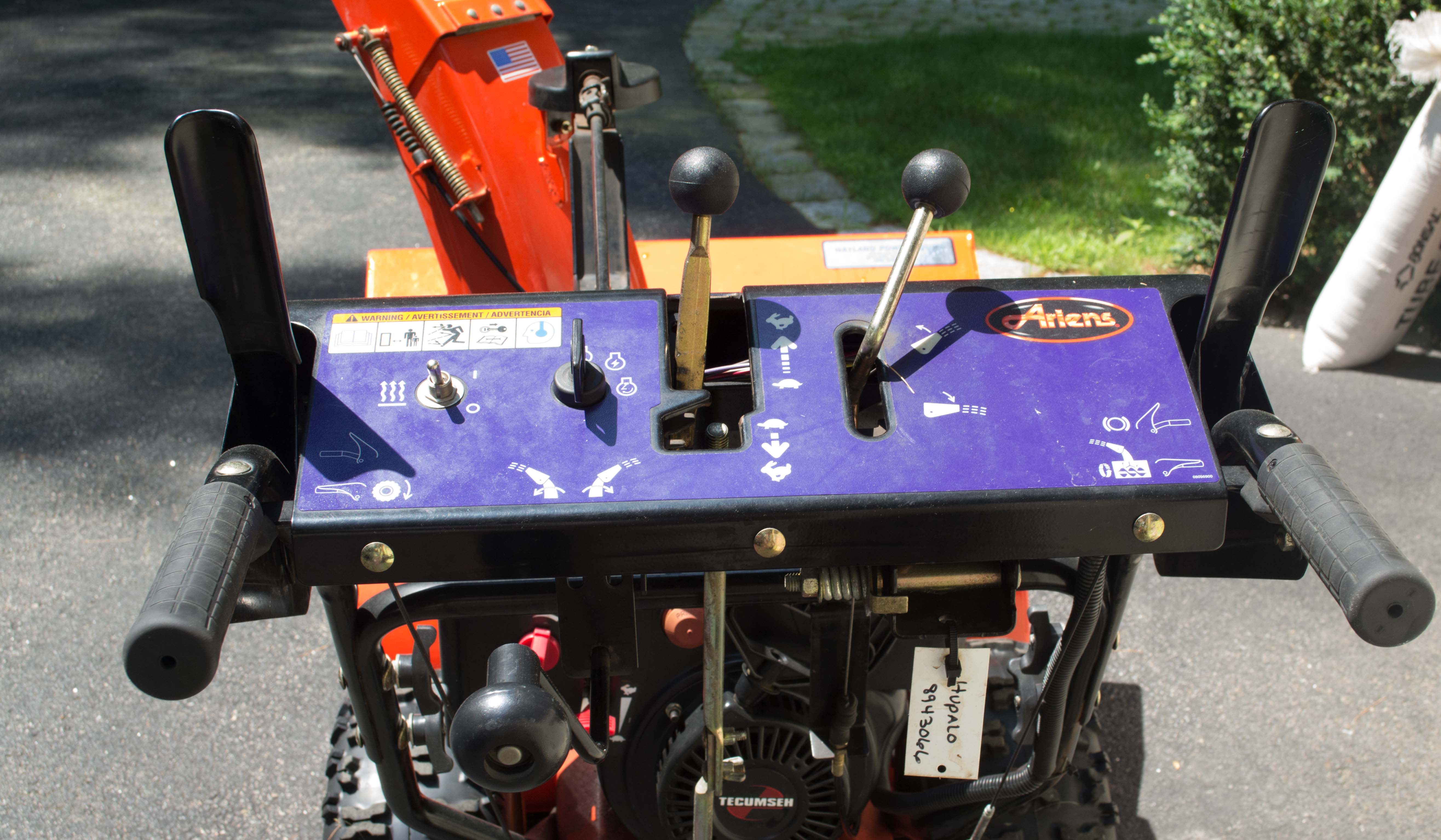 Ariens 1128 Pro Snowblower