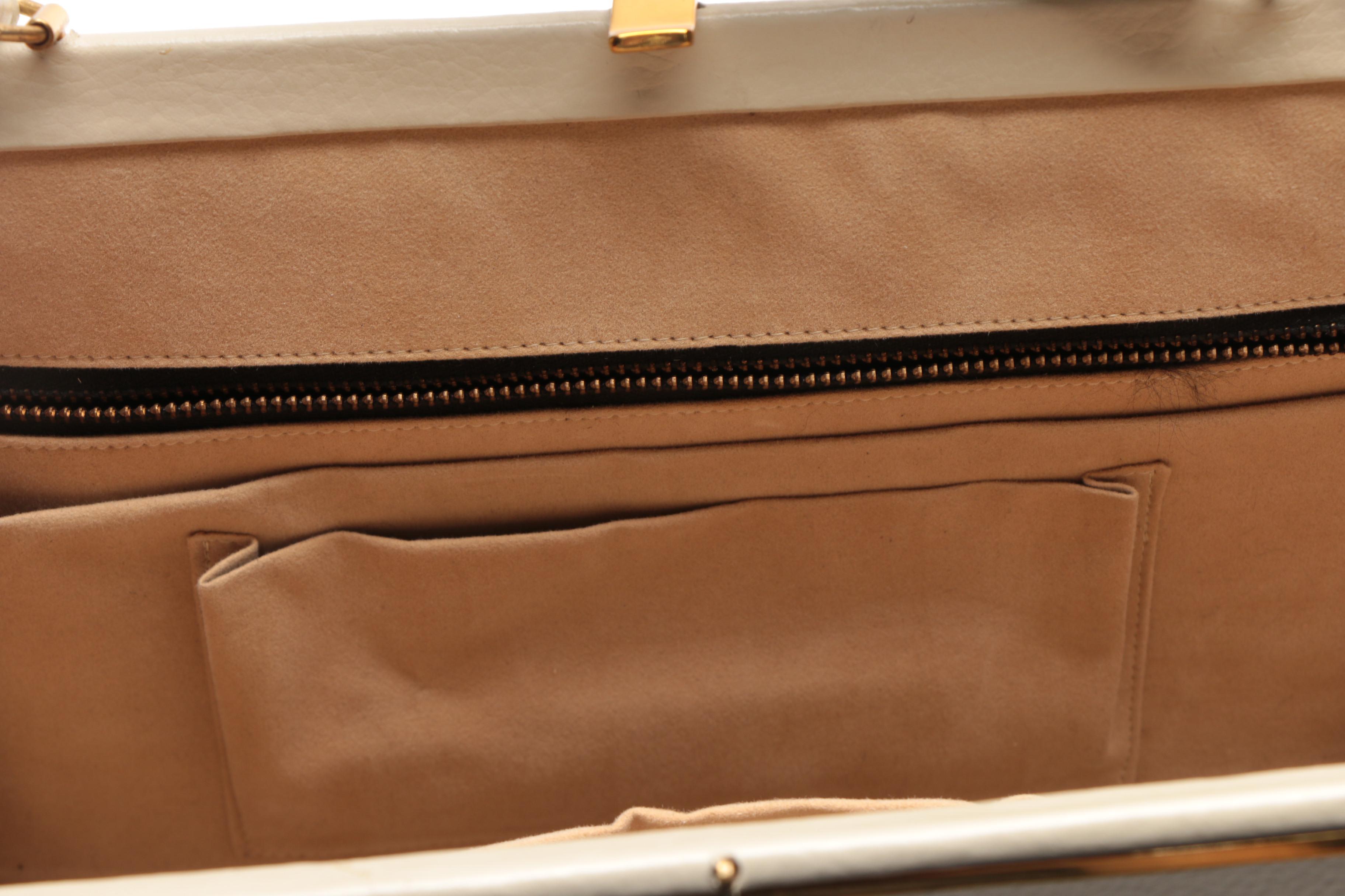 Vintage Handbag With Coin Purseslady danger and Accessories