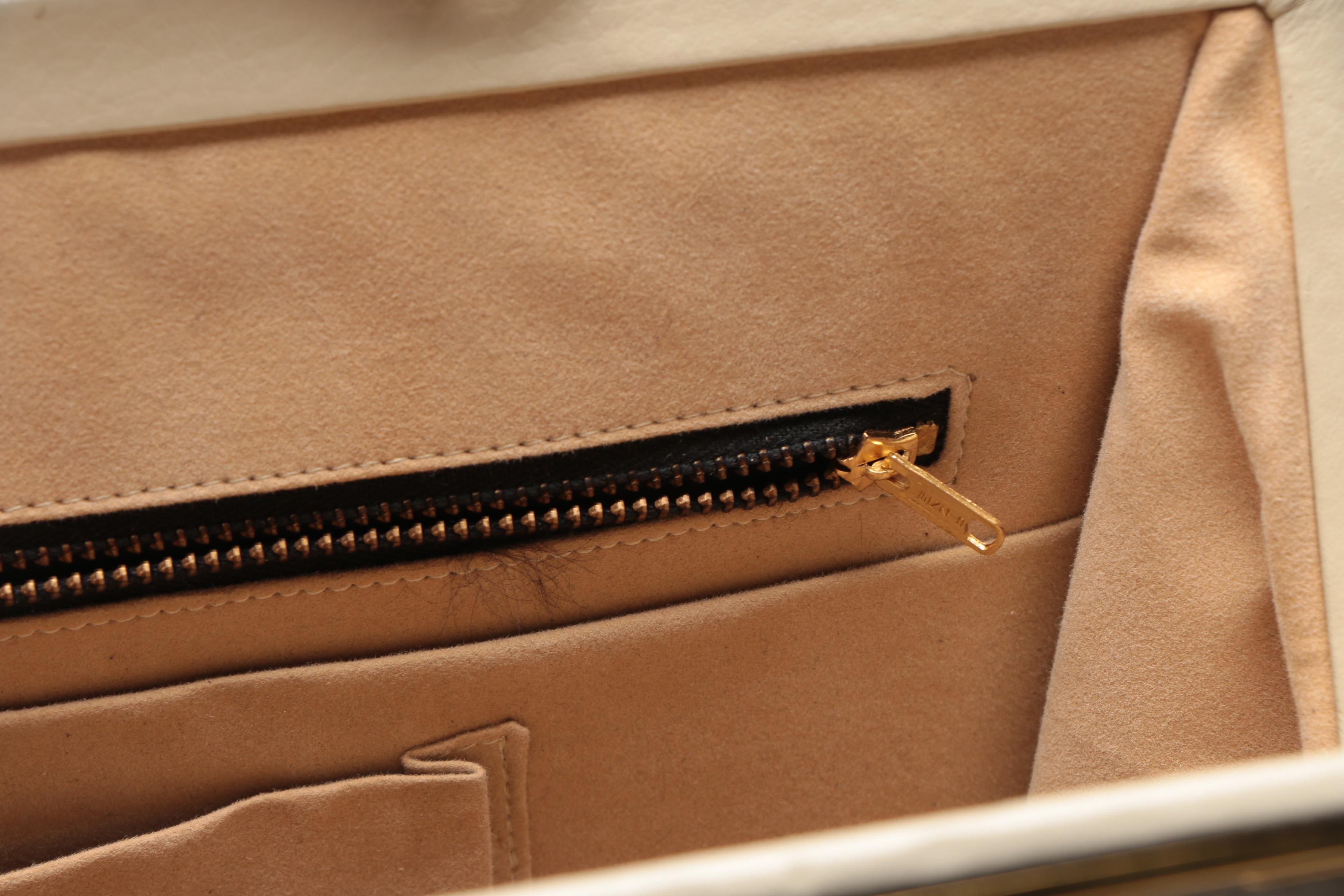 Vintage Handbag With Coin Purseslady danger and Accessories