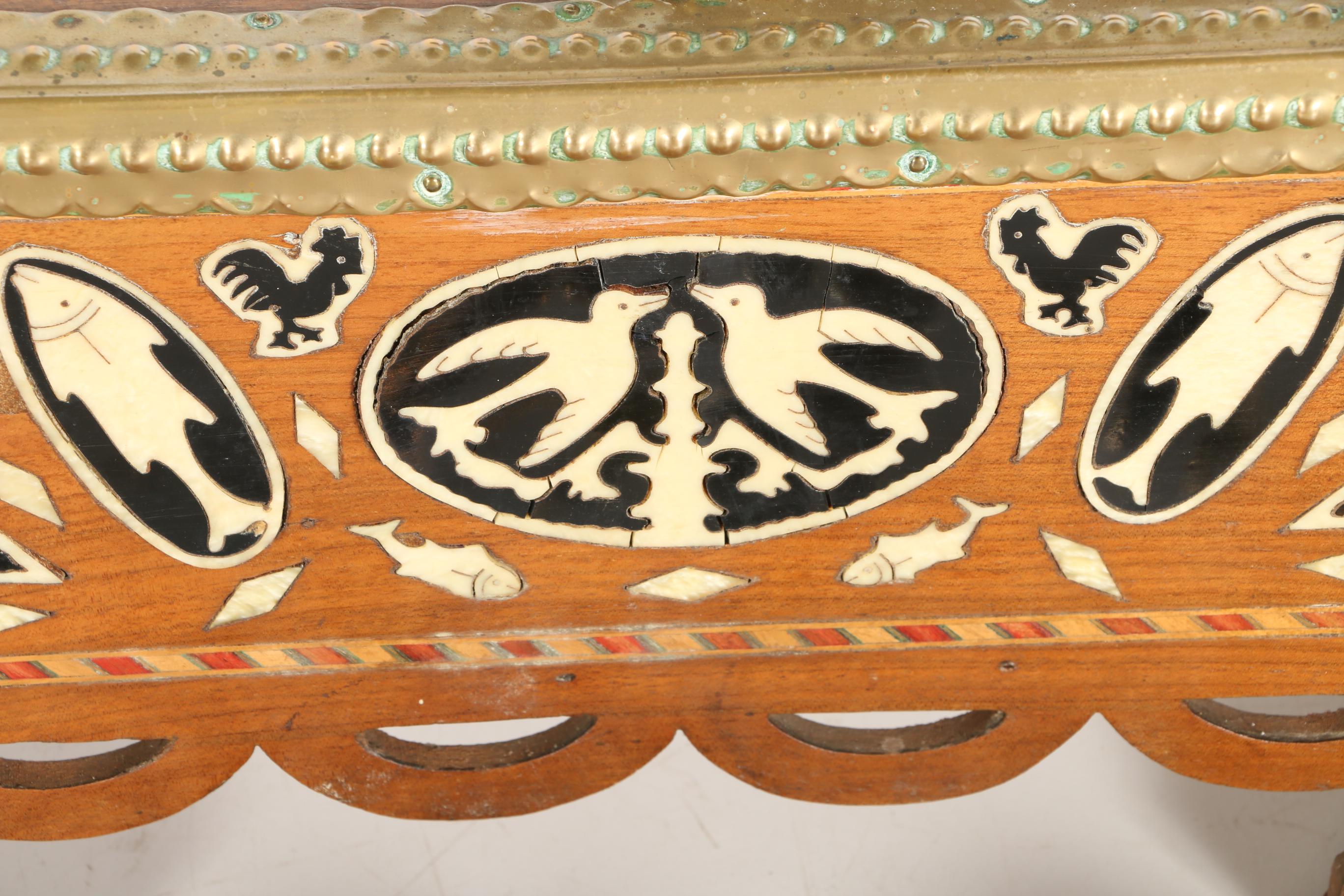 Portable Wooden Shoe Shine Stand