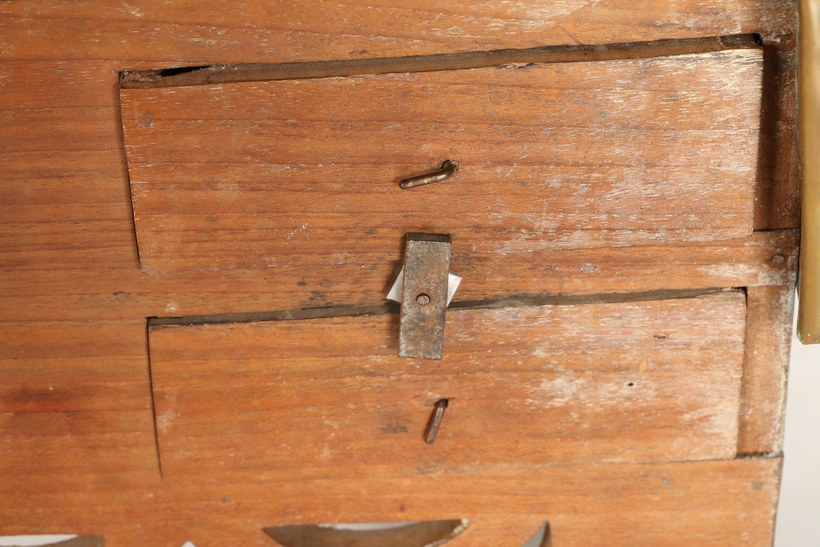 Portable Wooden Shoe Shine Stand