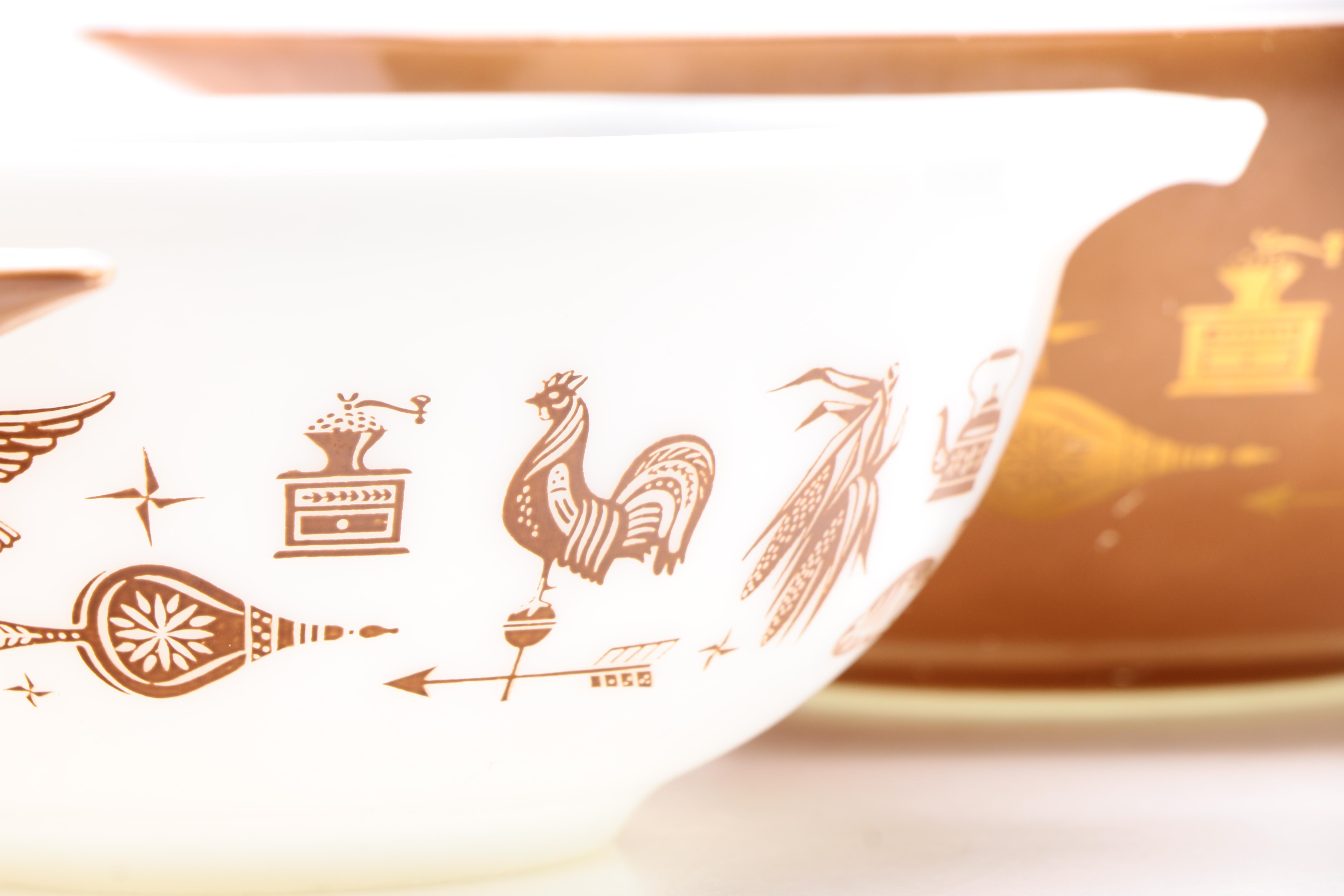 Circa 1950s Pyrex "Early American" Nesting Bowls