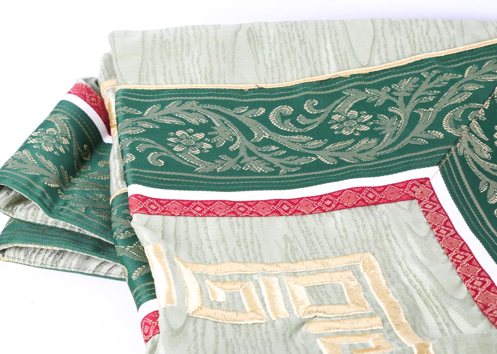 Square Handcrafted Tablecloth From Damascus