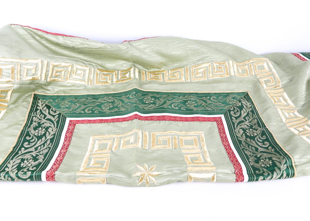 Square Handcrafted Tablecloth From Damascus