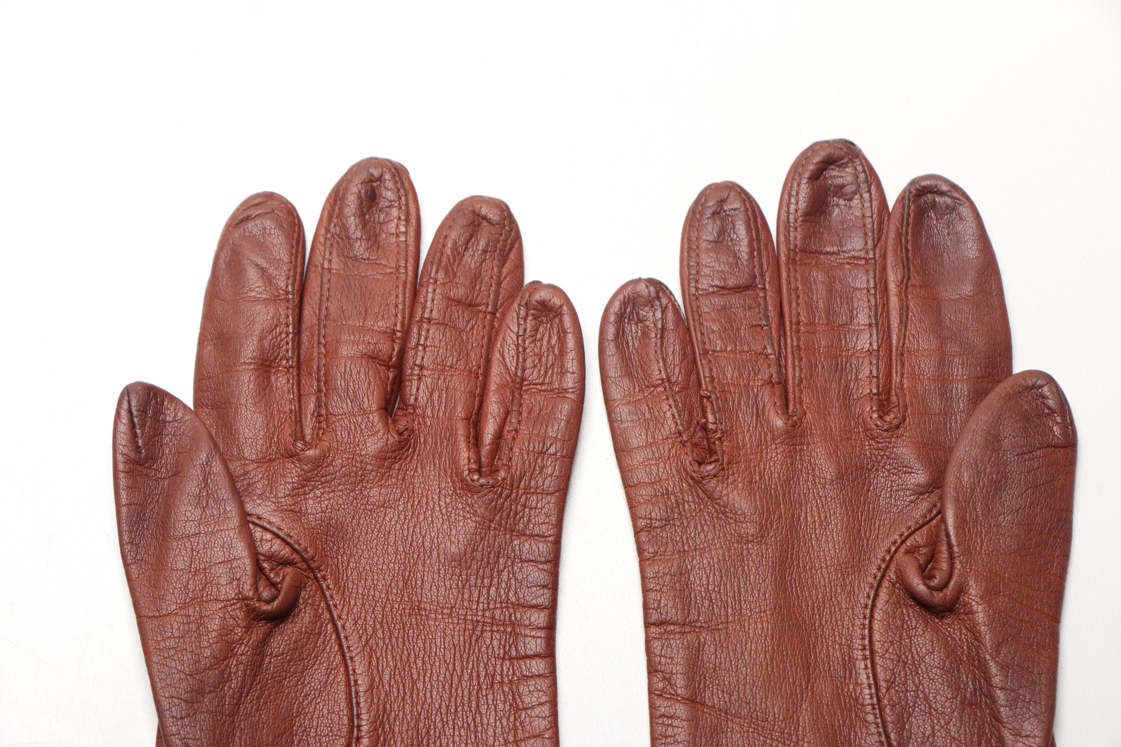 Collection of Leather Gloves With Silk and Cashmere