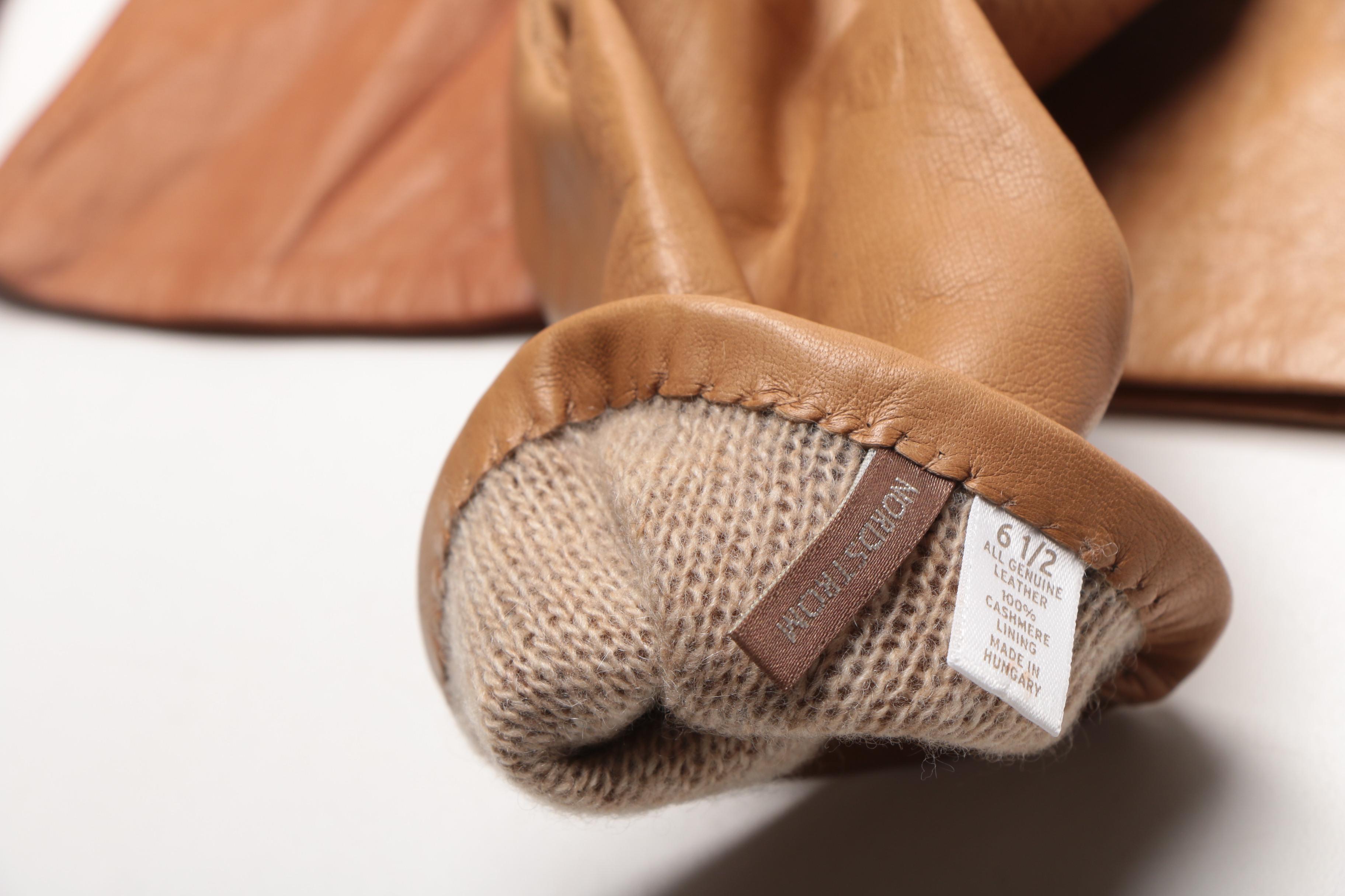 Collection of Leather Gloves With Silk and Cashmere