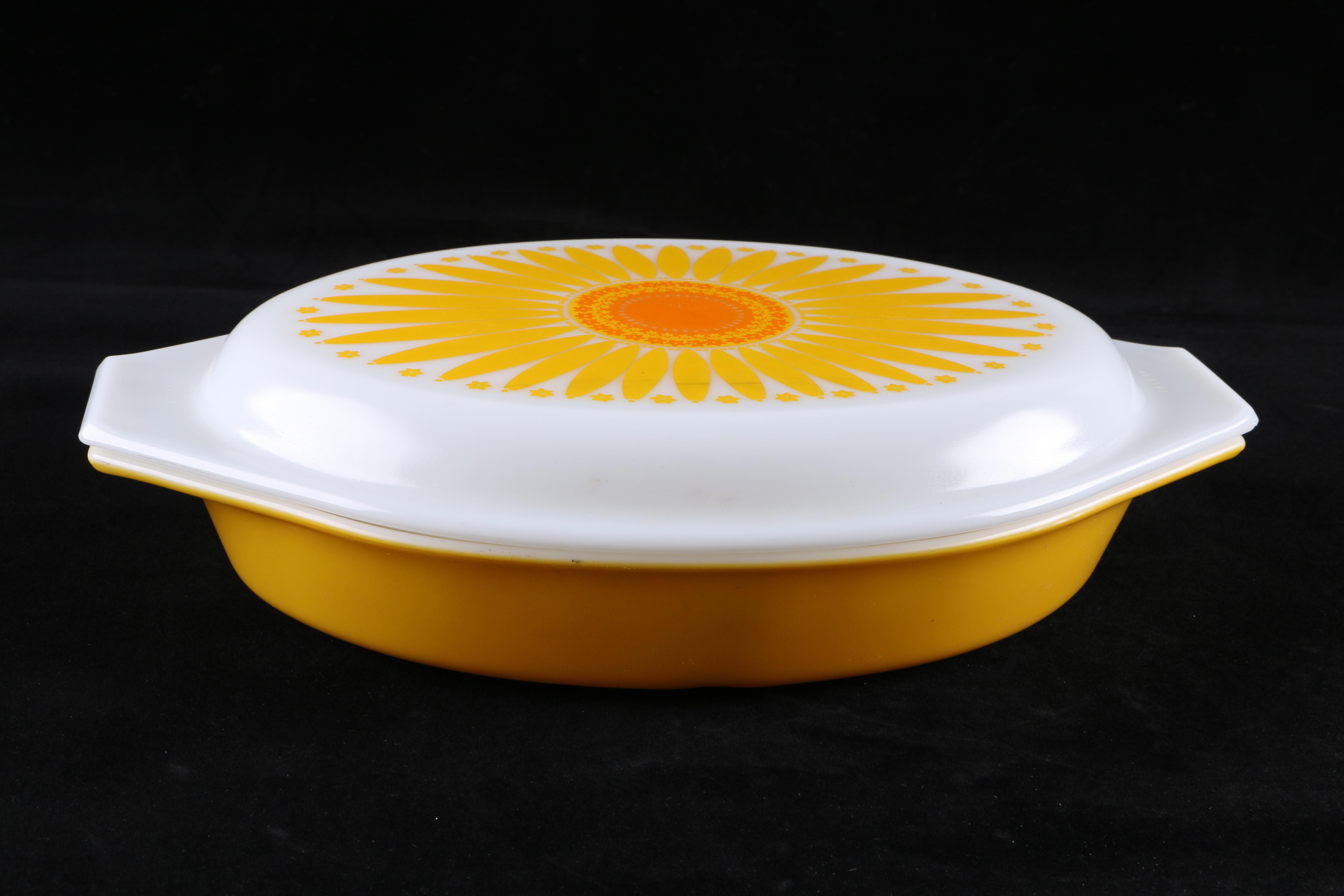 Pyrex "Daisy" Glass Dishes