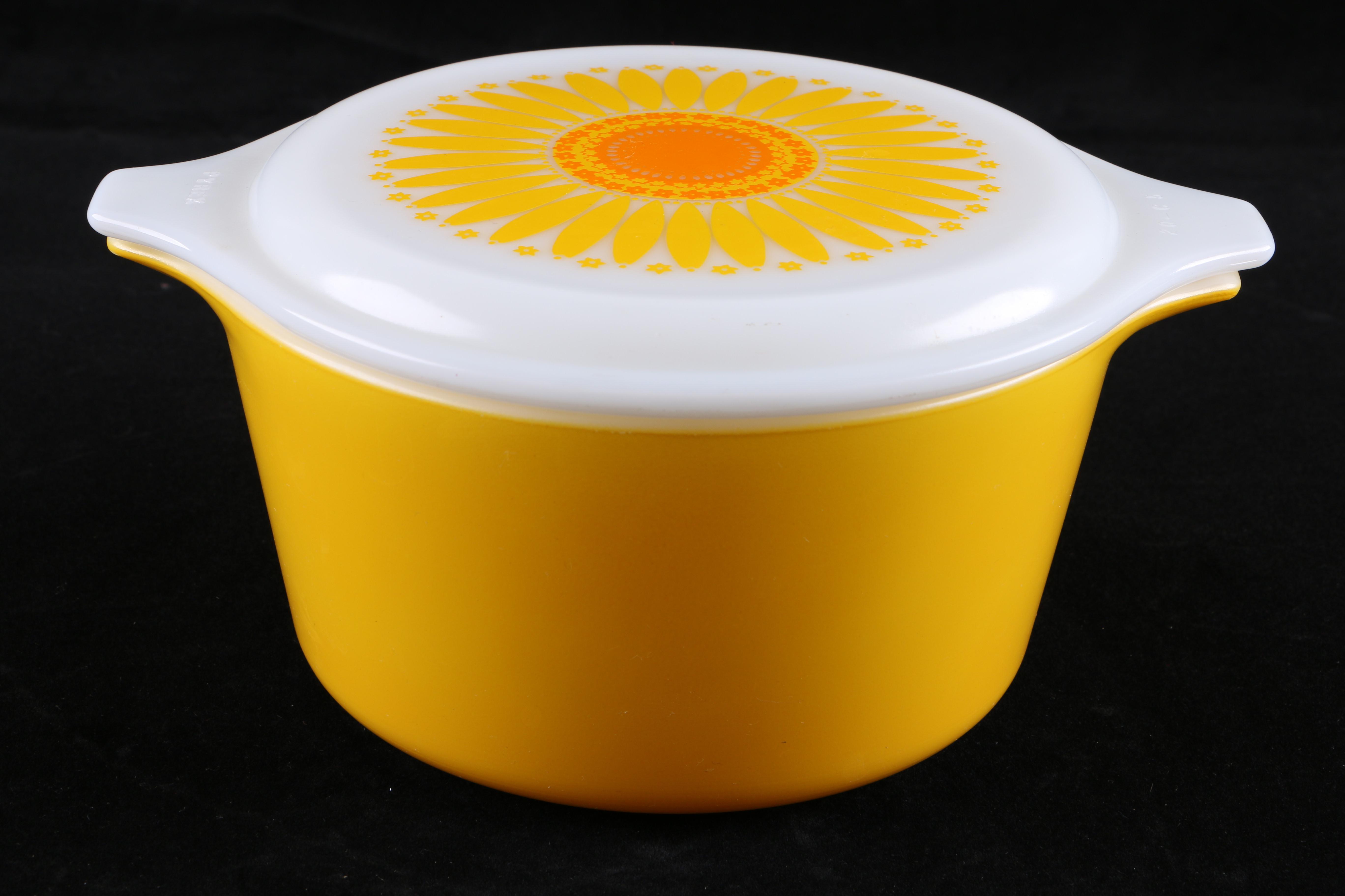 Pyrex "Daisy" Glass Dishes