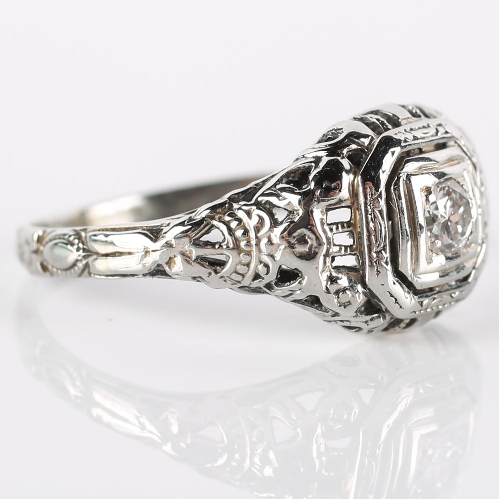 Late Edwardian 18K White Gold and Diamond Ring