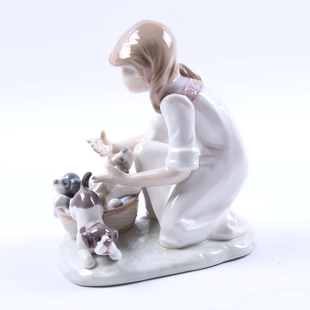 Lladro "Joy in a Basket" Figurine