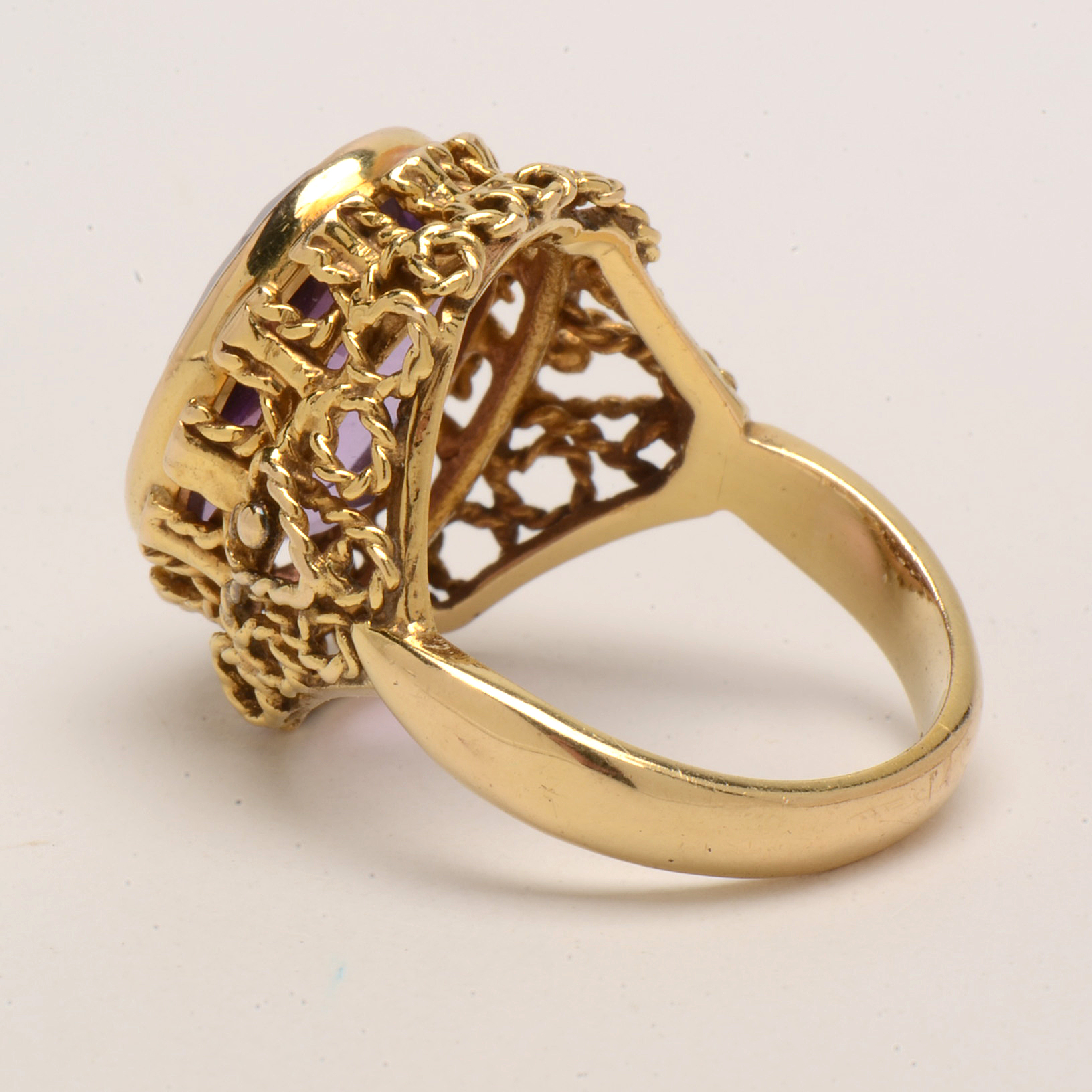14K Yellow Gold Amethyst Ring
