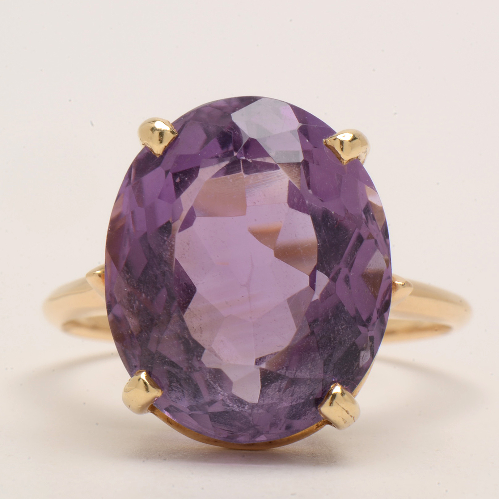 14K Yellow Gold Amethyst Ring