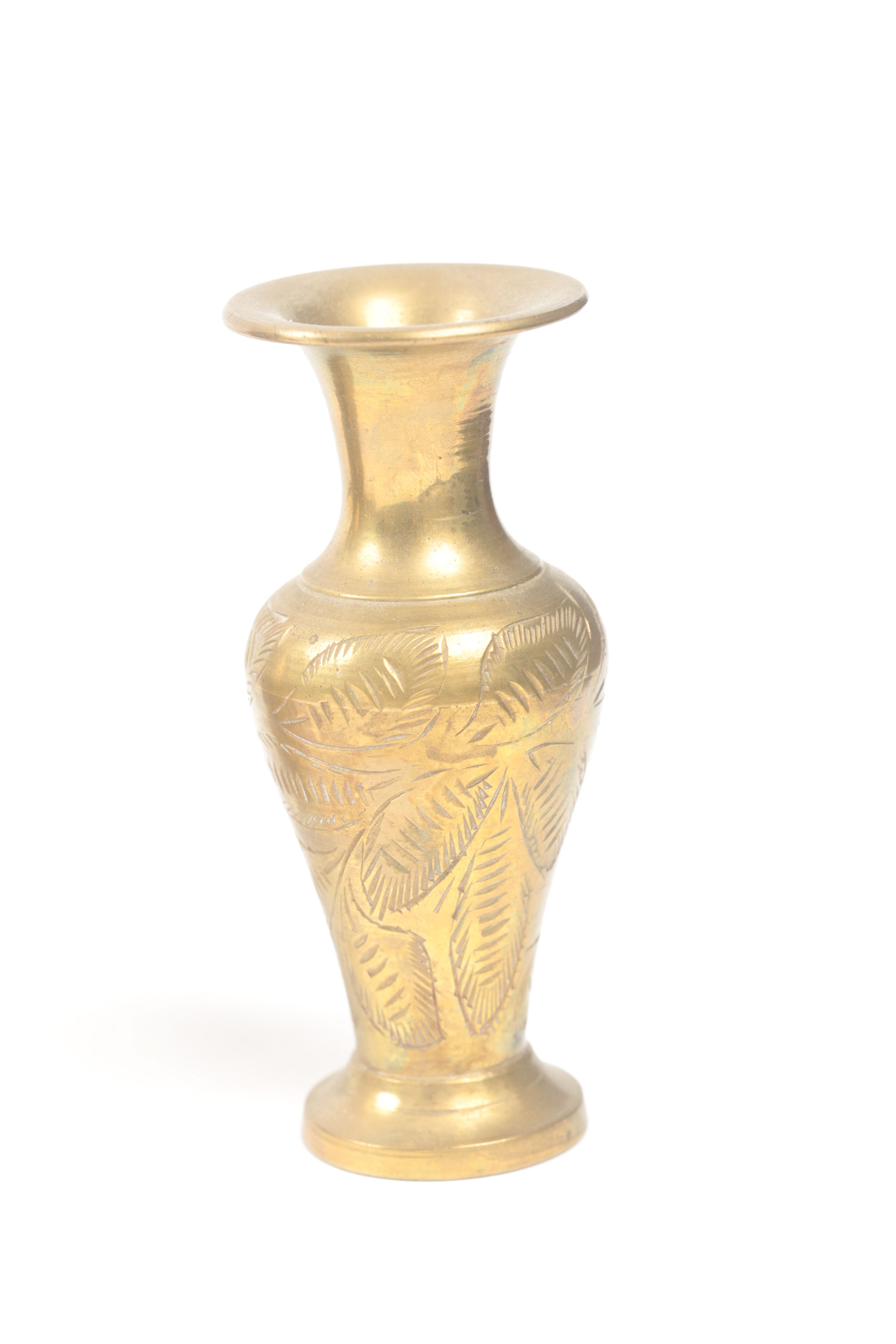 Brass Décor Featuring Indian Sarna Brass