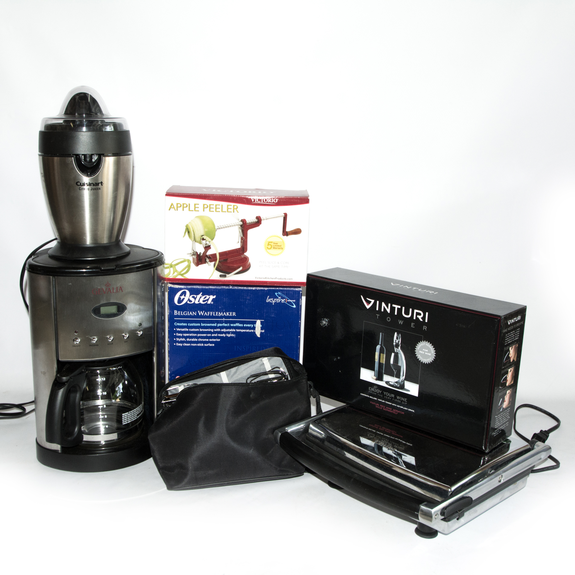 Small Kitchen Appliances featuring KitchenAid