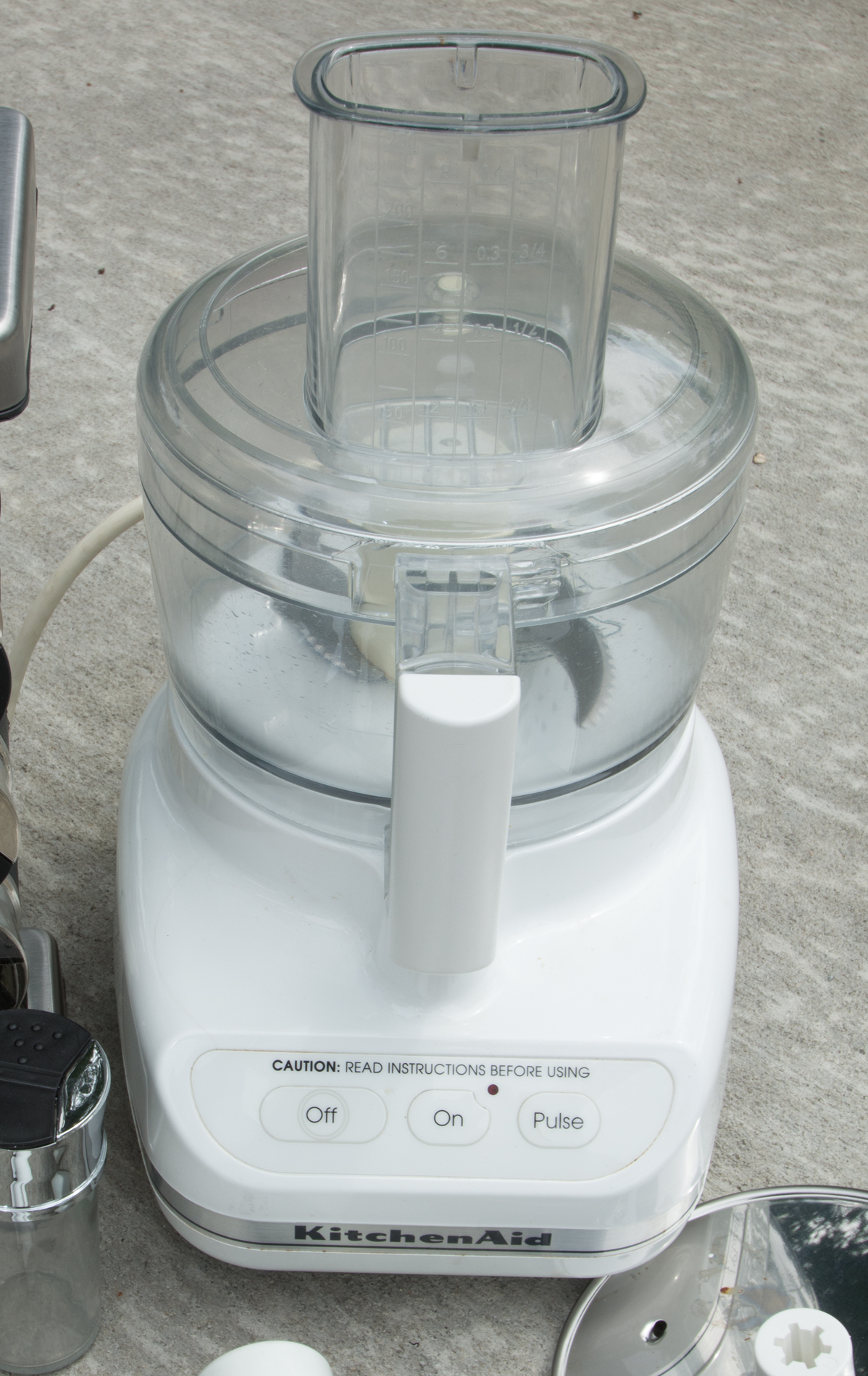 Small Kitchen Appliances featuring KitchenAid