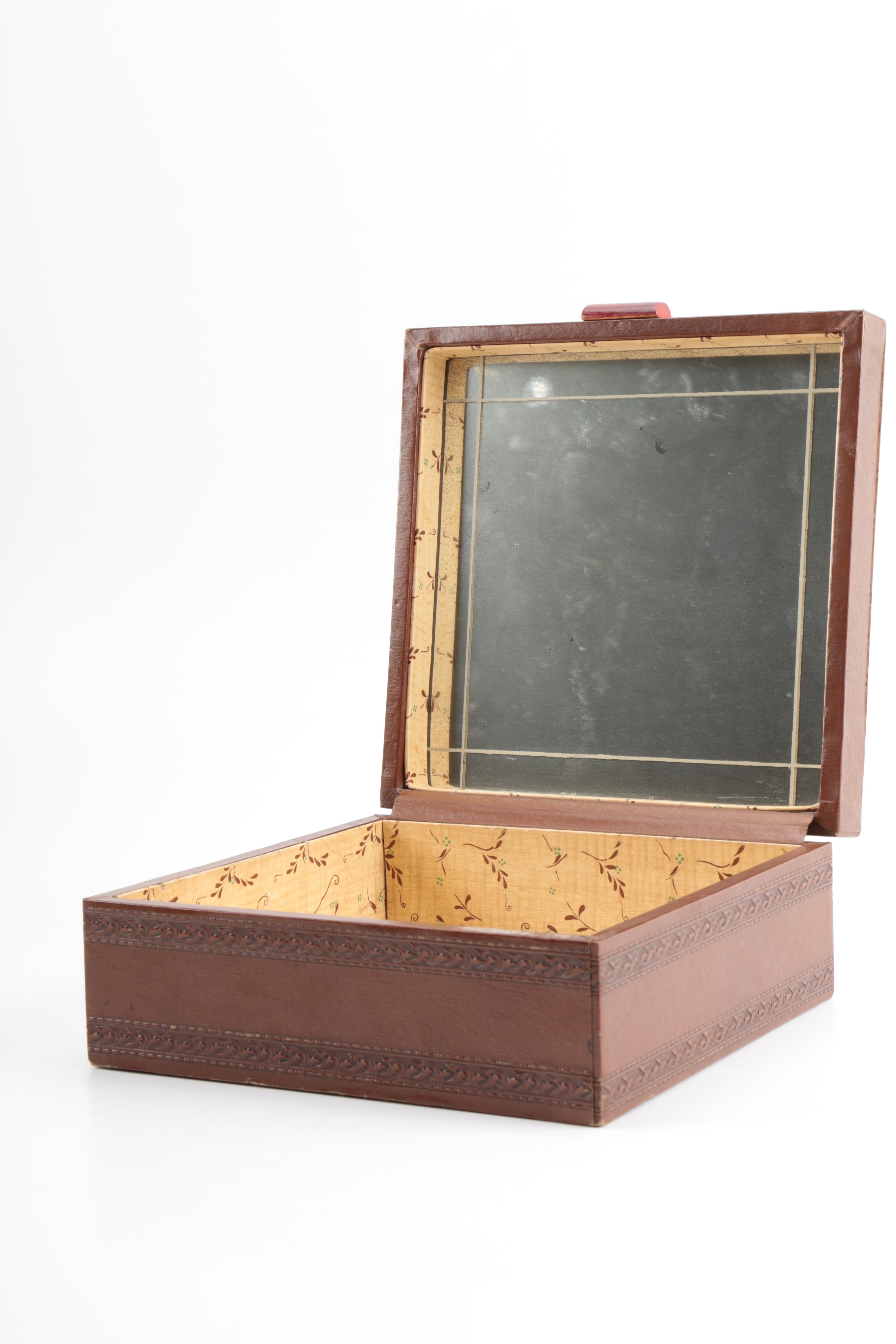Vintage Jewelry Box With Bakelite Handle