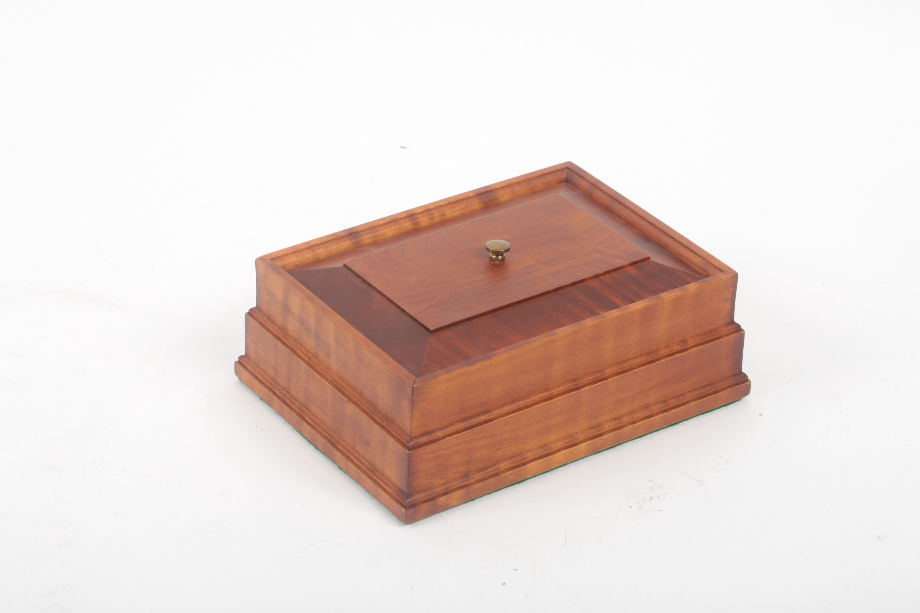 Decorative Wooden Containers and Décor