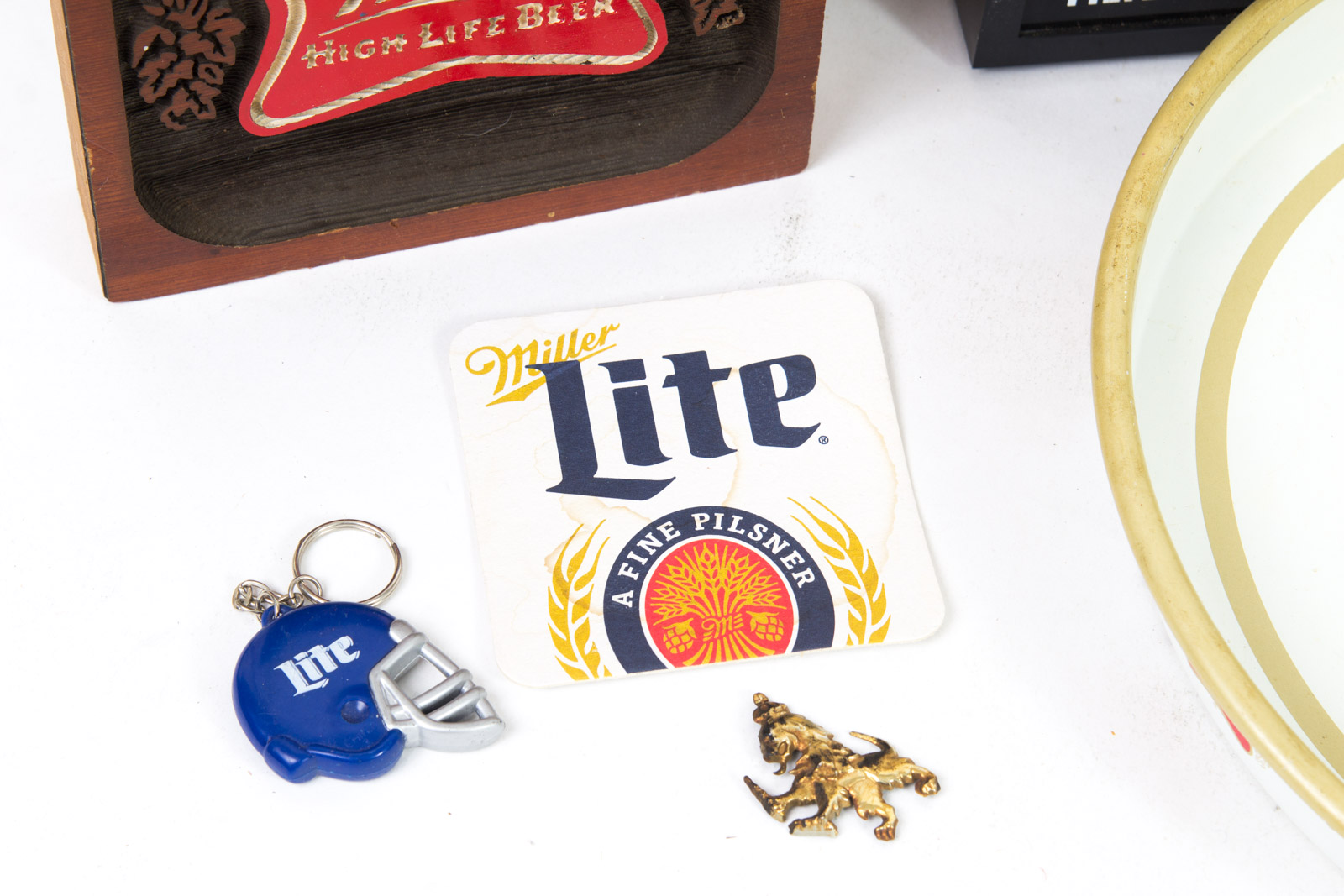 Vintage Miller Light Up Beer Signs and Related Decor