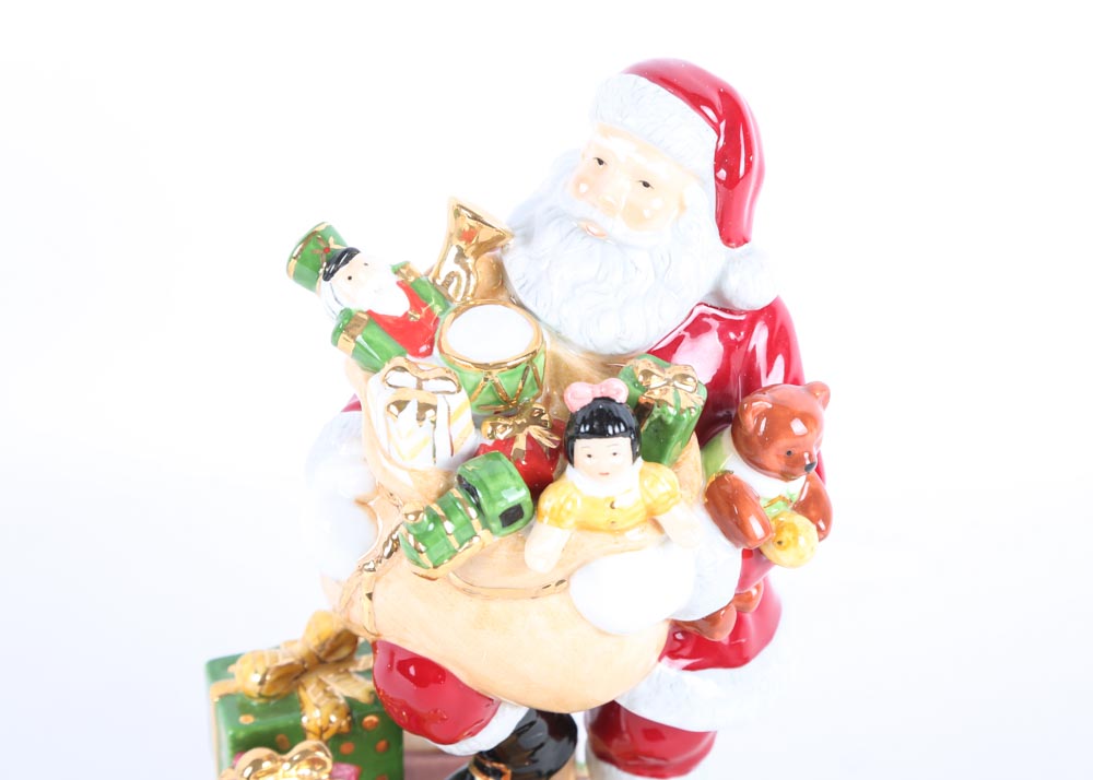 Royal Doulton Holiday Traditions Santas Including Ltd. Edition