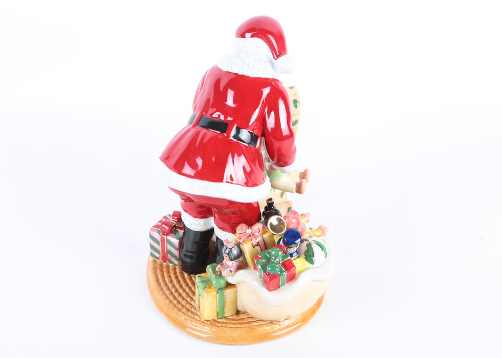 Royal Doulton Holiday Traditions Santas Including Ltd. Edition
