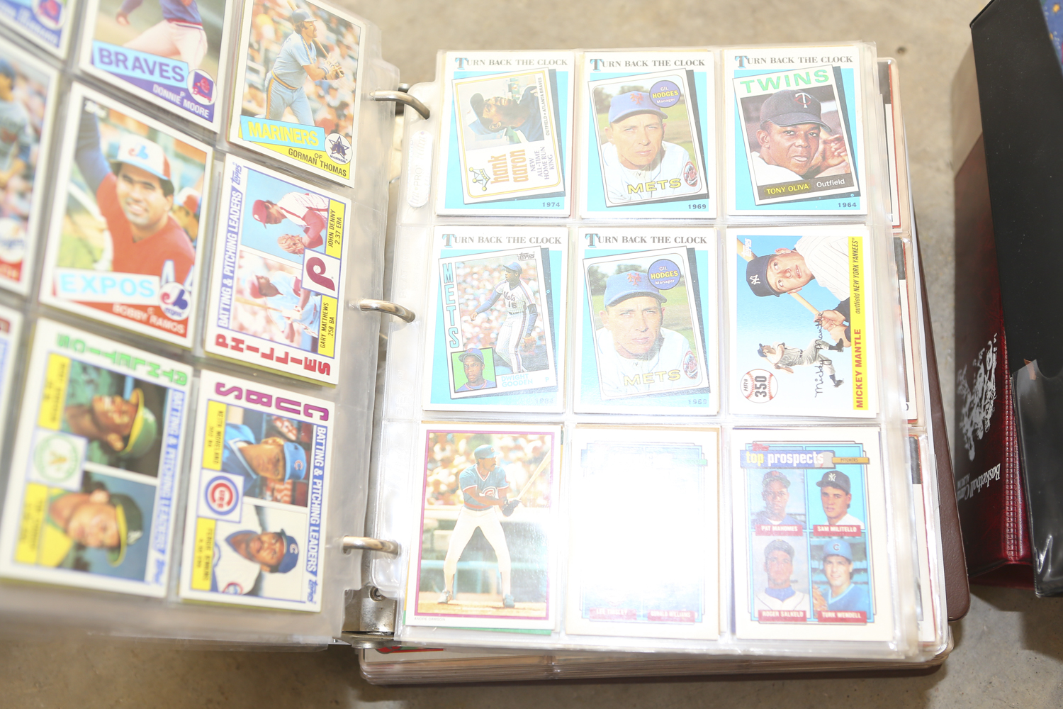 Large Collection of Baseball Cards