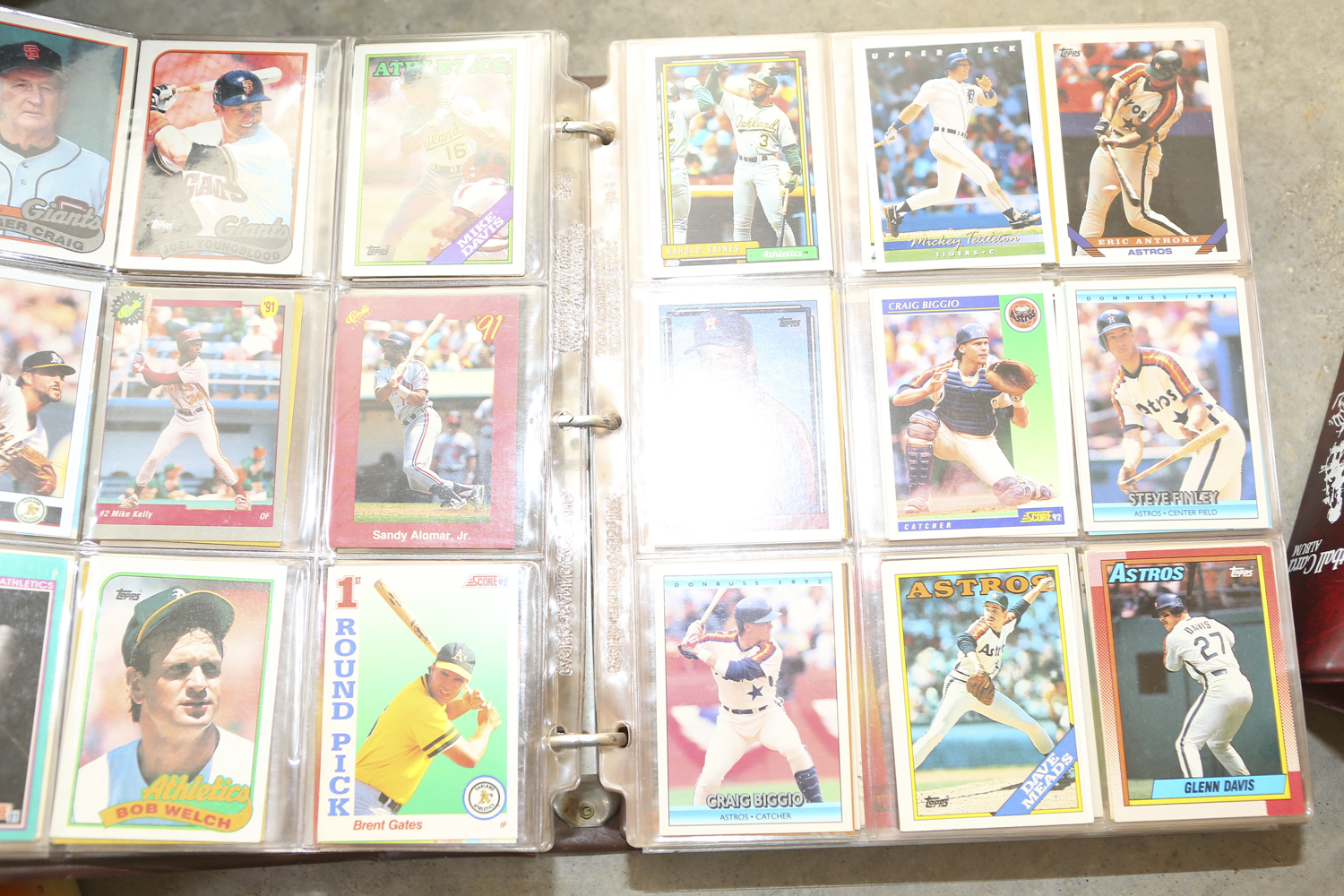 Large Collection of Baseball Cards
