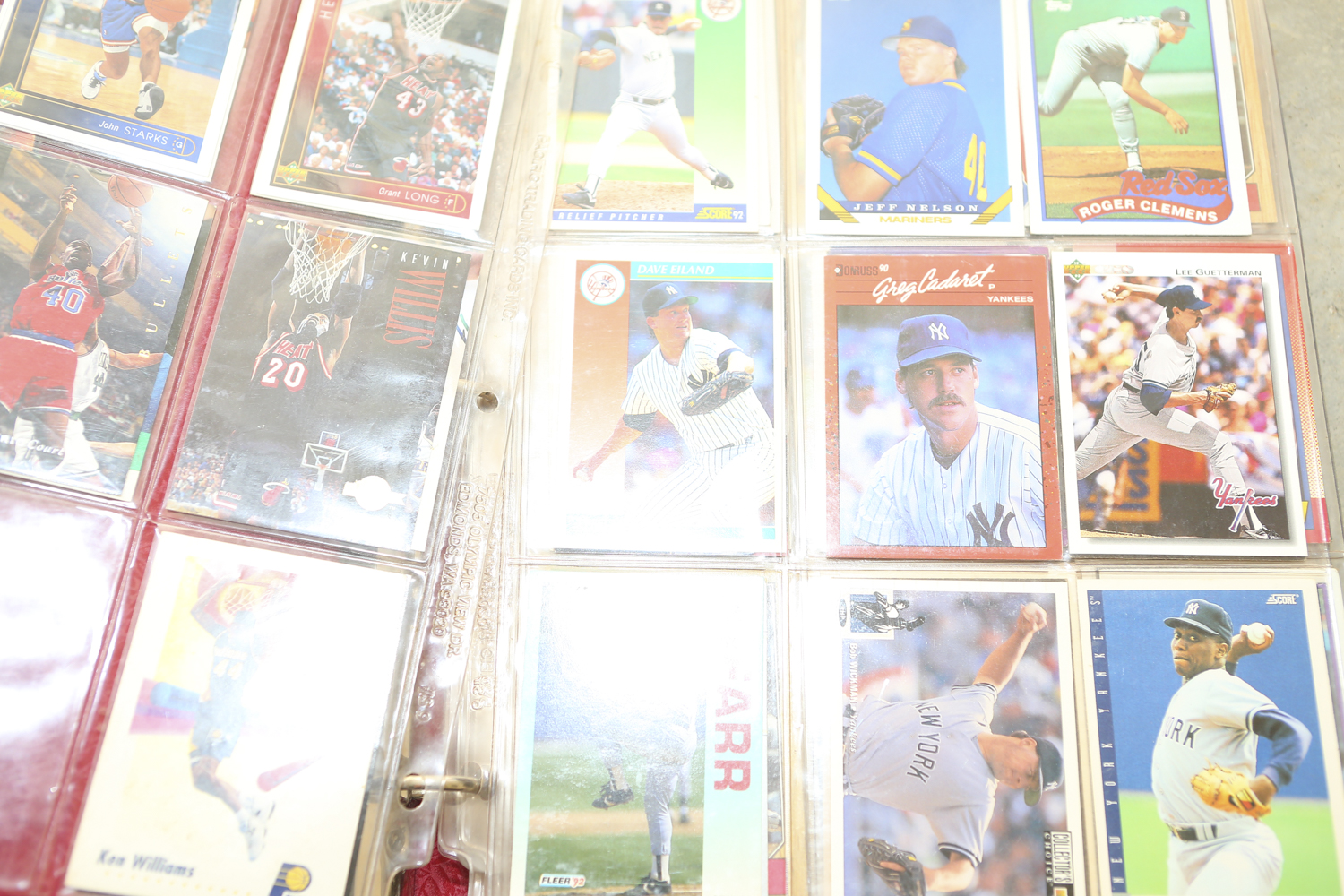 Large Collection of Baseball Cards