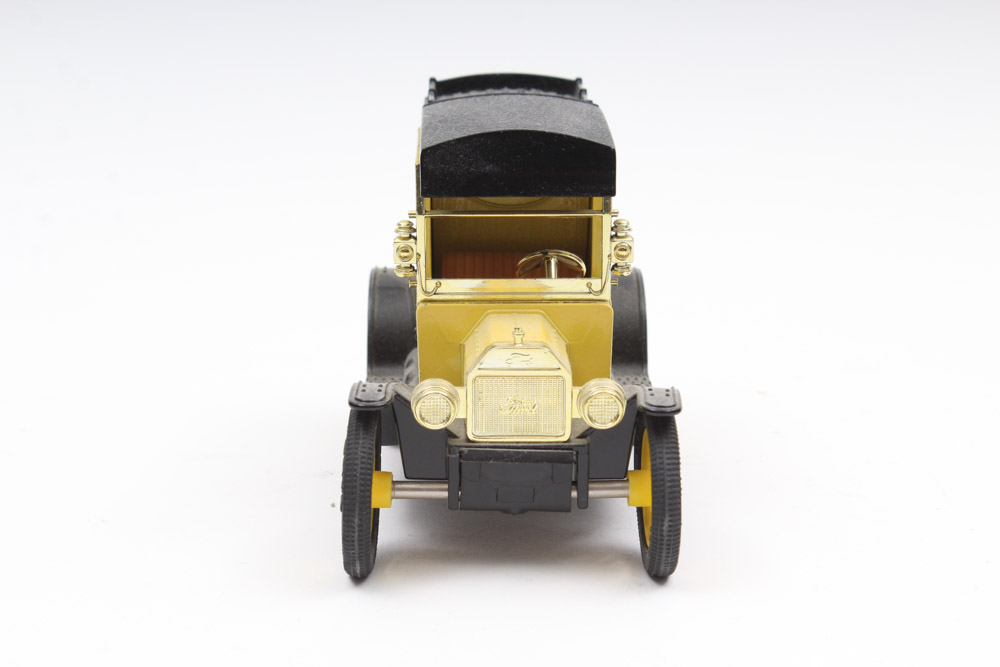 ERTL Diecast Collectible Vehicles