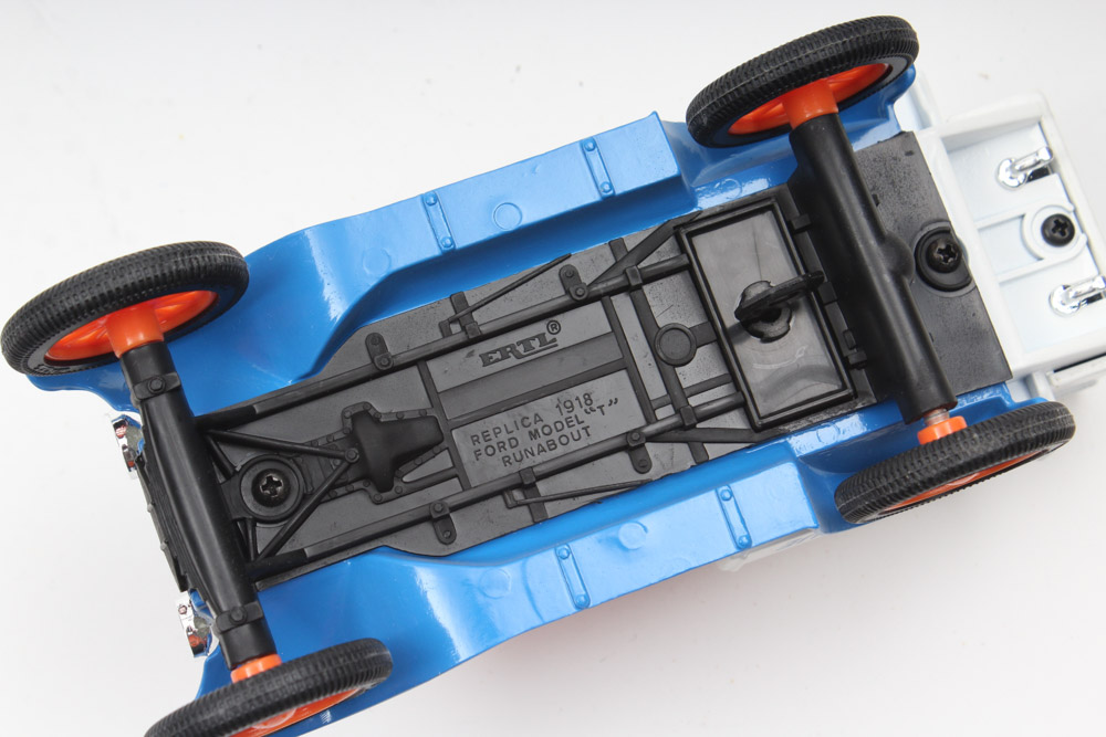 ERTL Diecast Collectible Vehicles