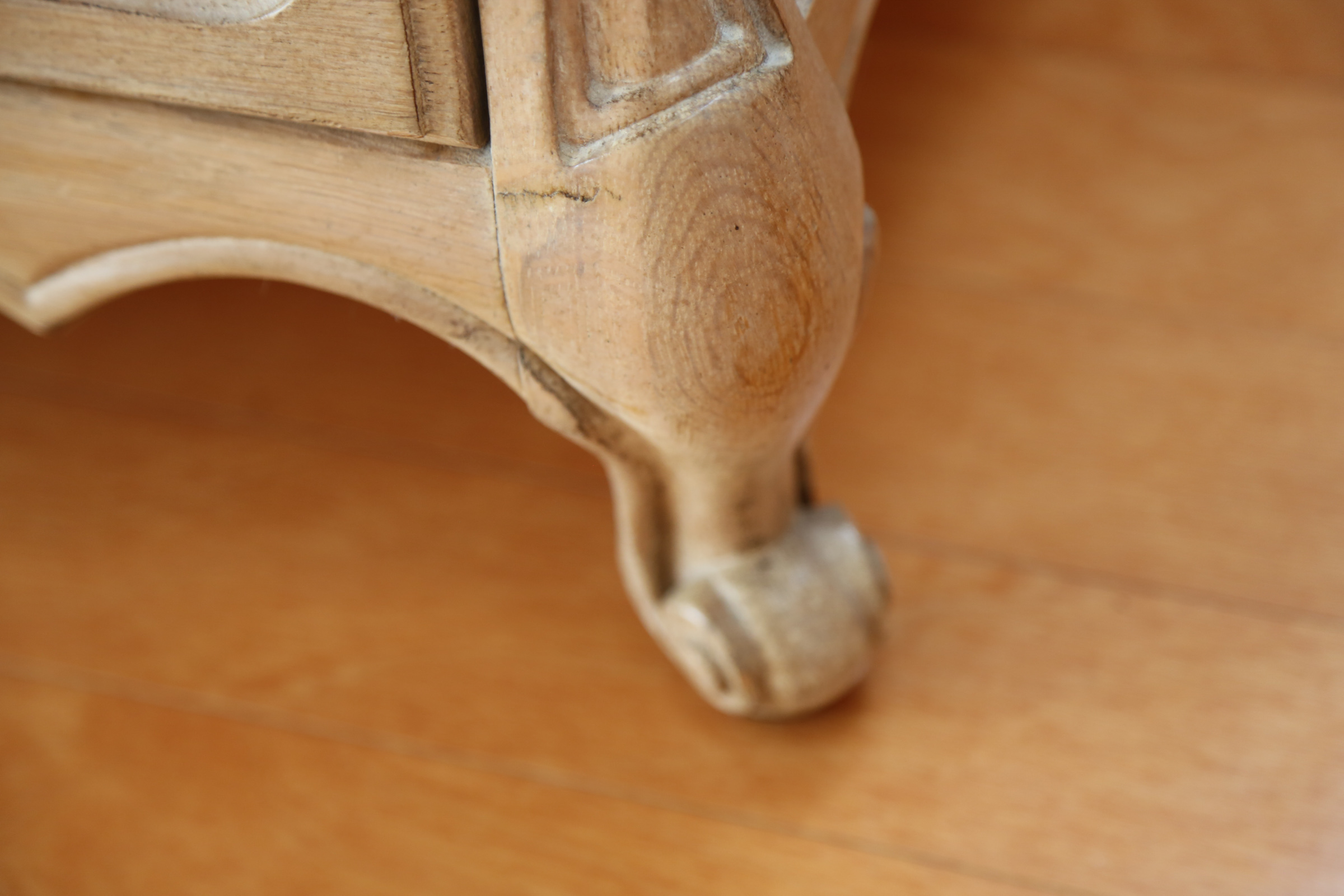 French Provincial Style White Oak Bombe Chest by Hickory White