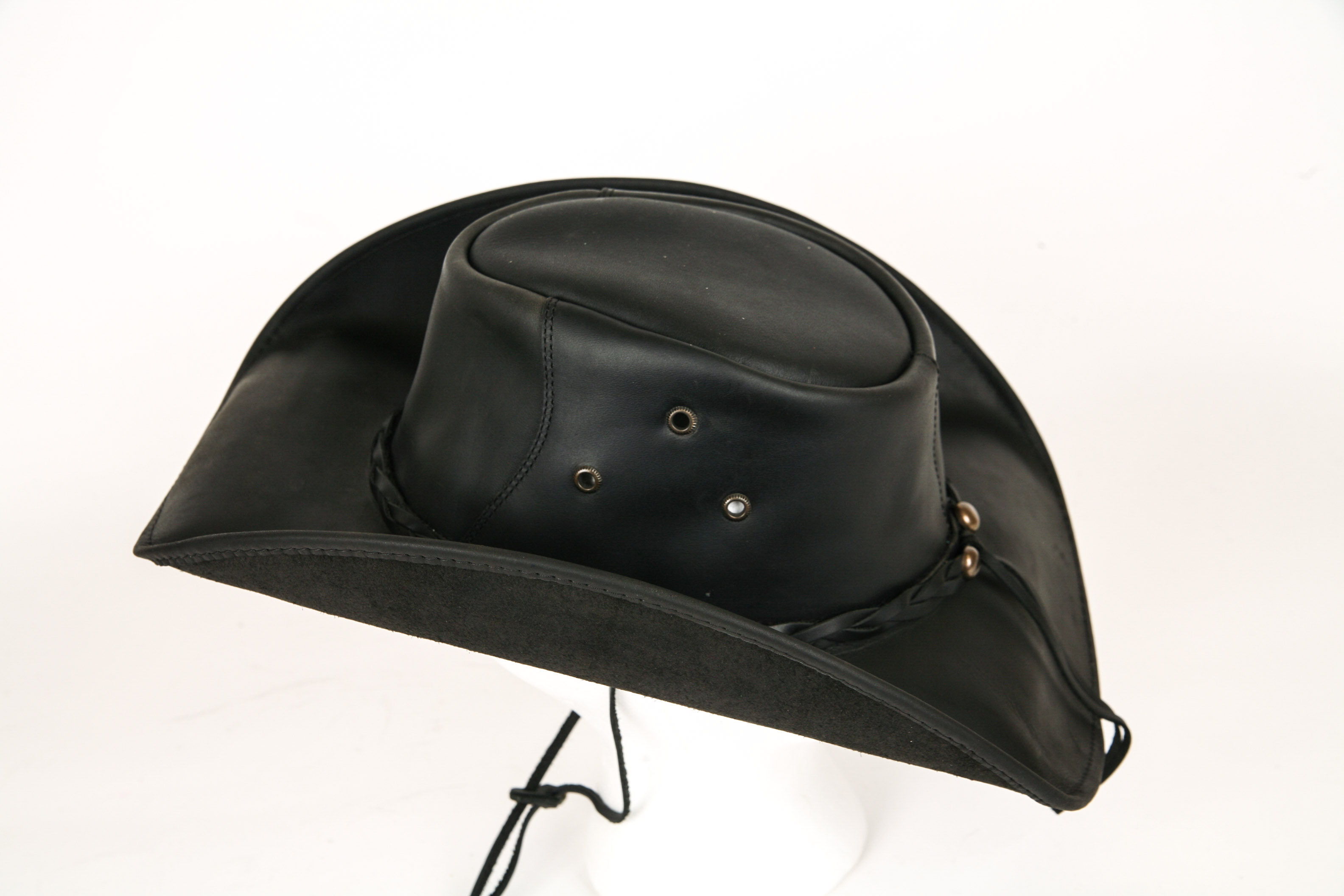 Cavender's Leather Cowboy Hat With Augus Belt Buckles