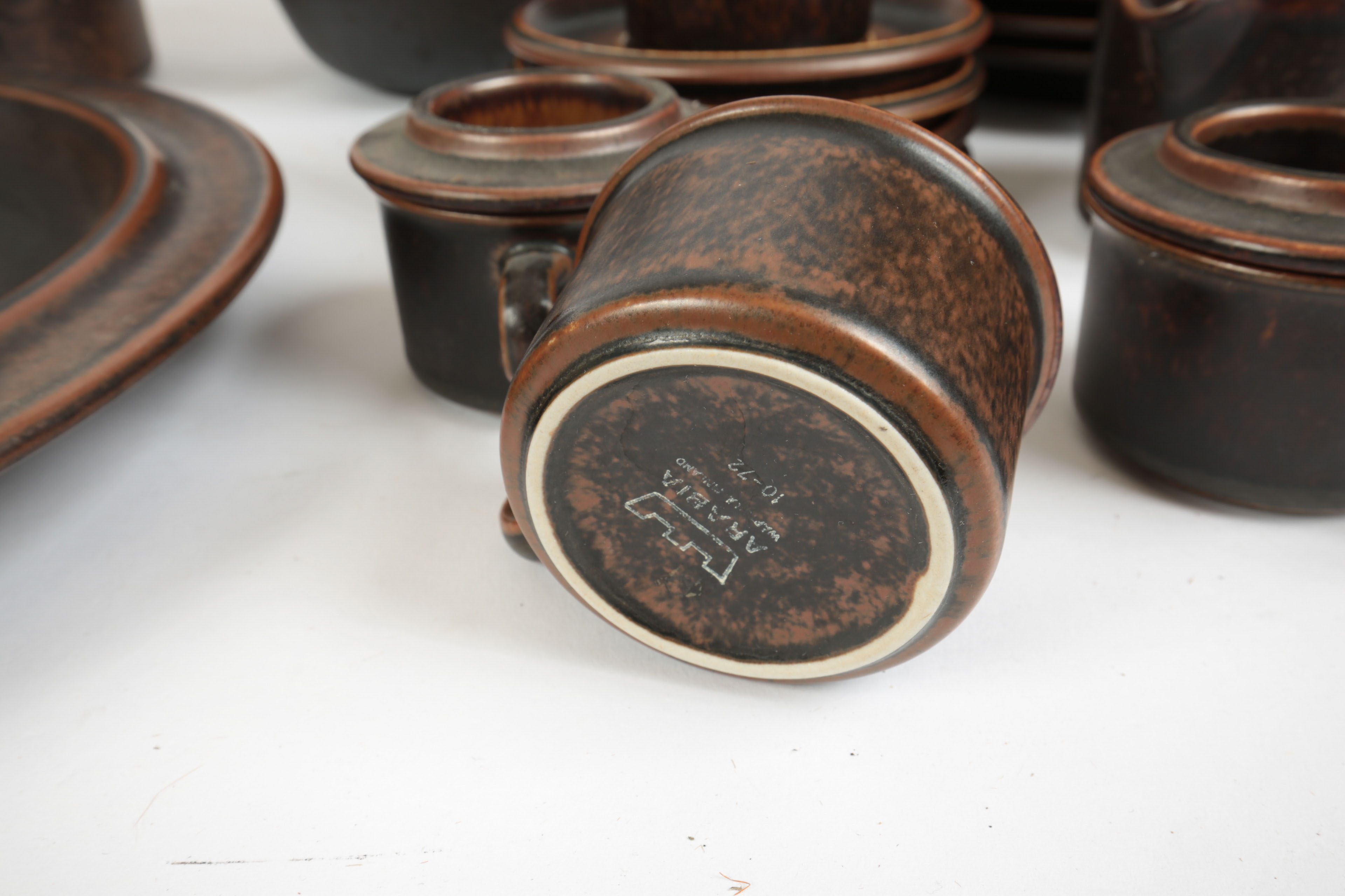 1960s Arabia Finish "Ruska" Stoneware