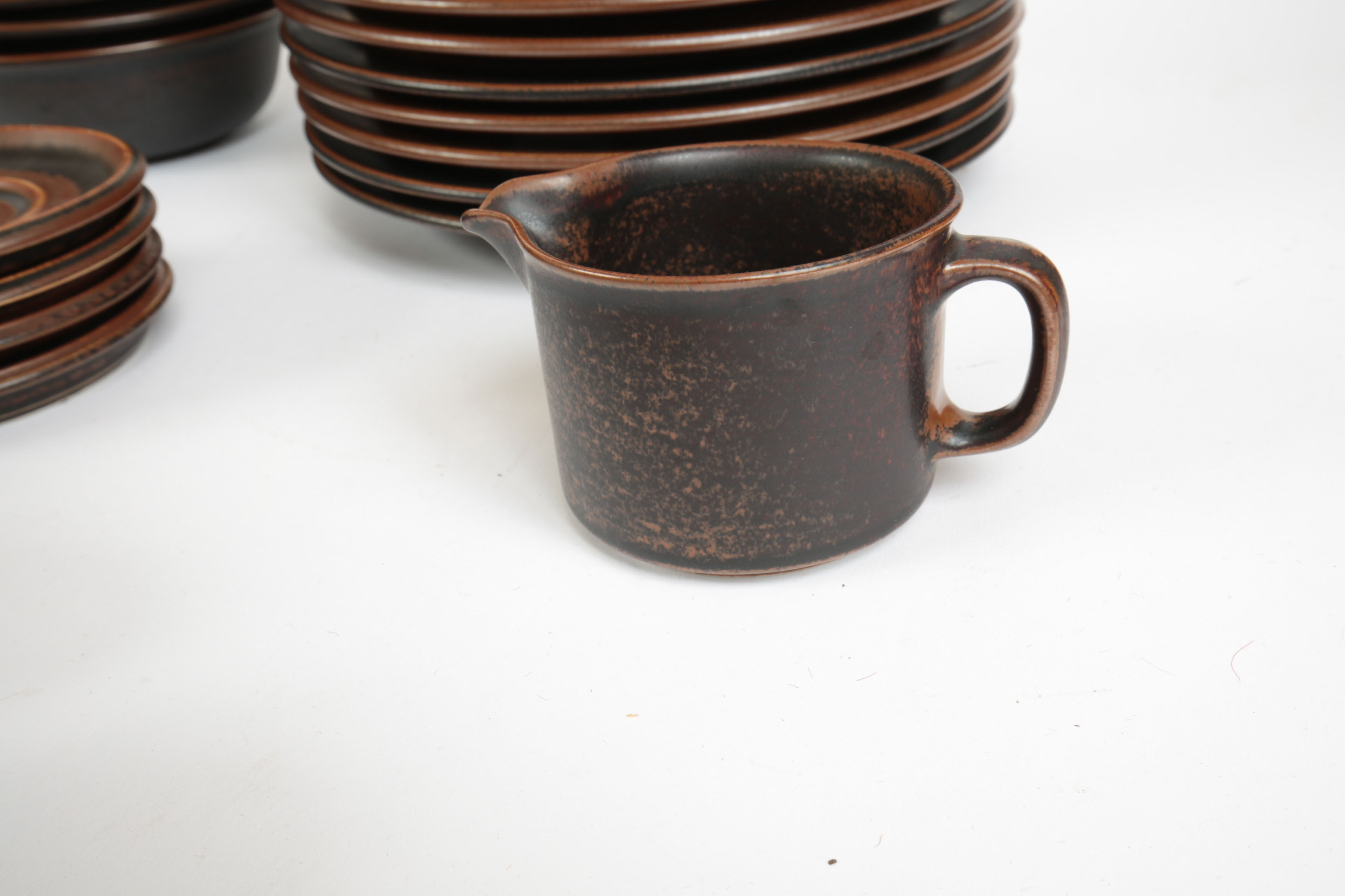 1960s Arabia Finish "Ruska" Stoneware