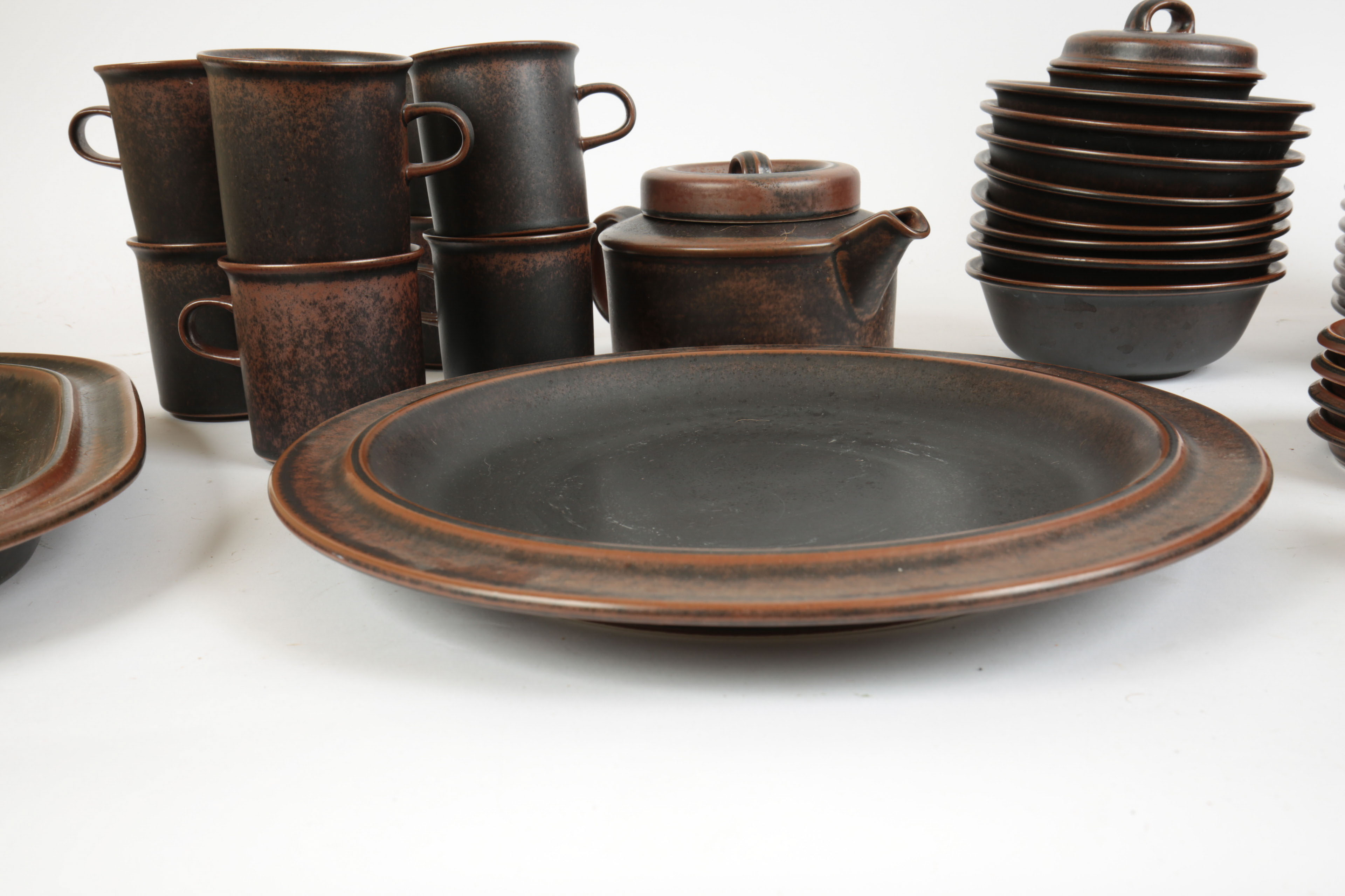 1960s Arabia Finish "Ruska" Stoneware