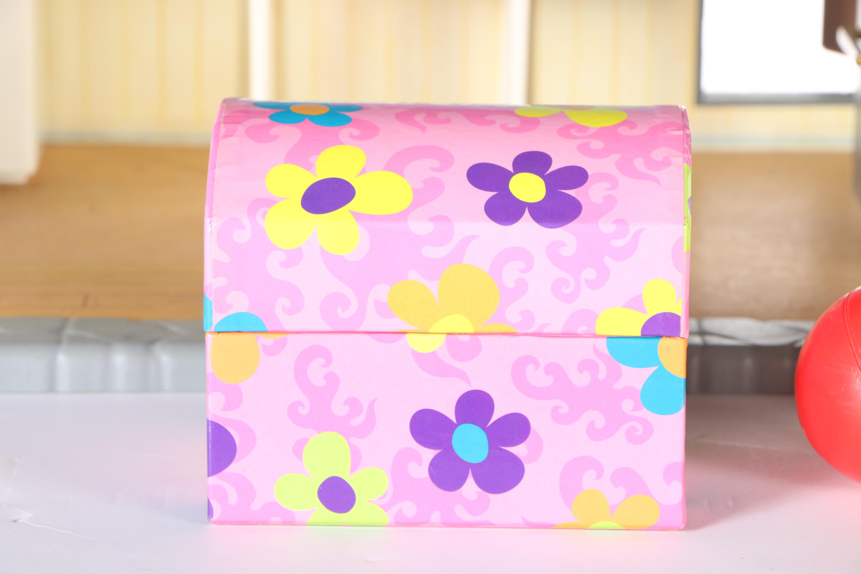 "Madeline" Doll House with Dolls and Accessories