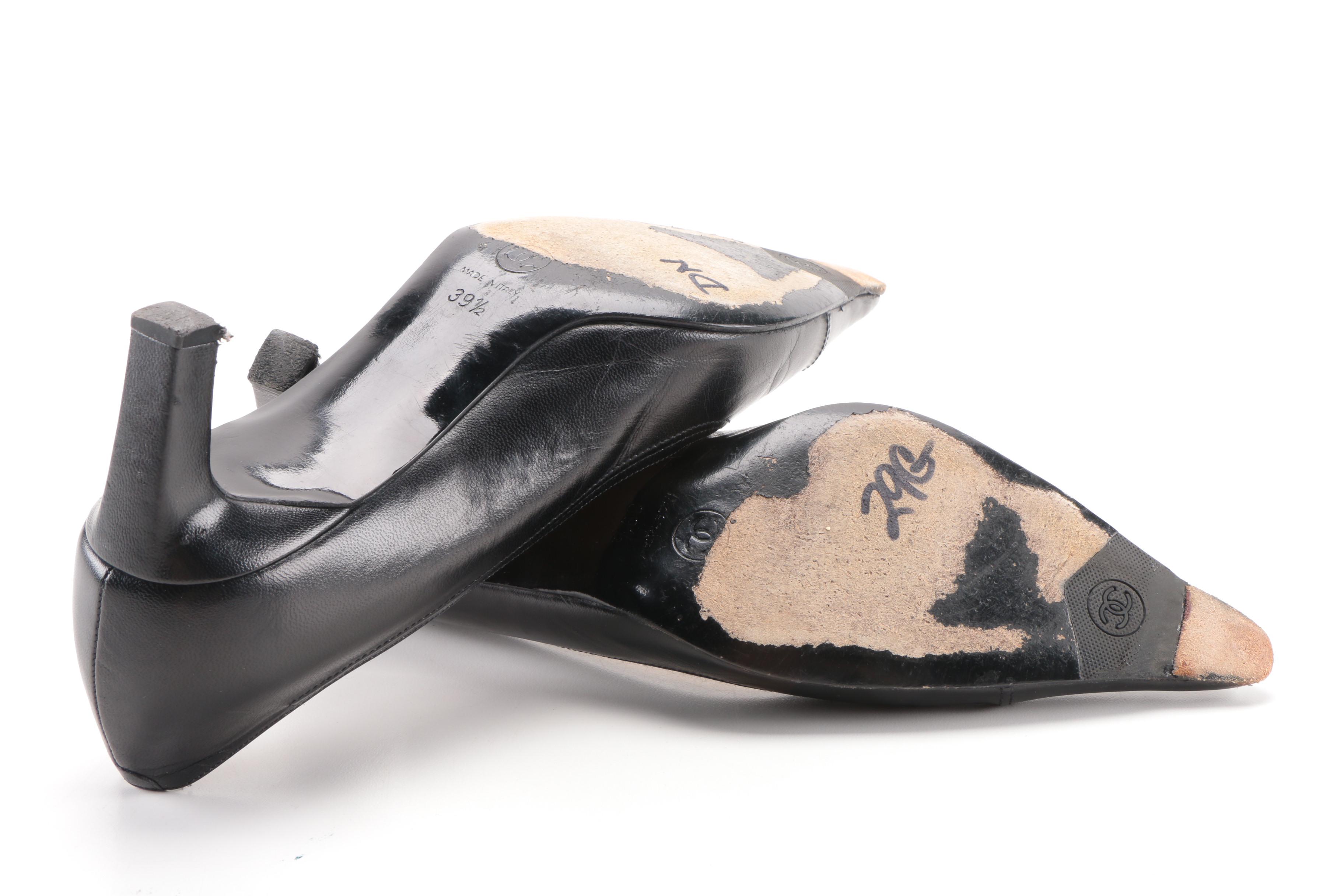 Chanel Black Leather Pointed Toe Pumps