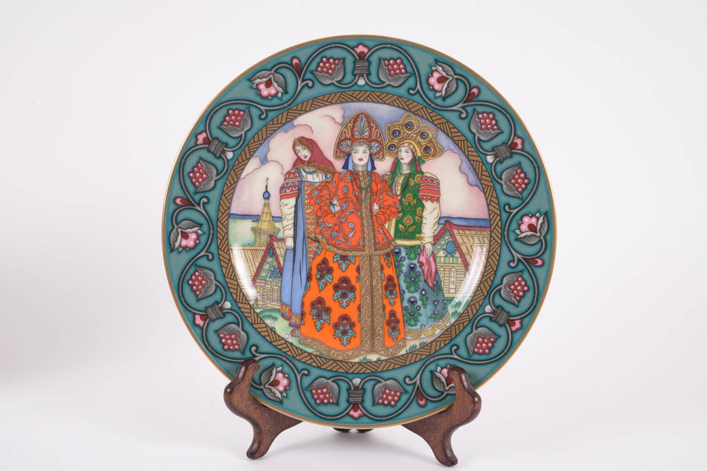 Collection of Heinrich Germany Villeroy & Boch Russian Fairy Tale Decorative Plates