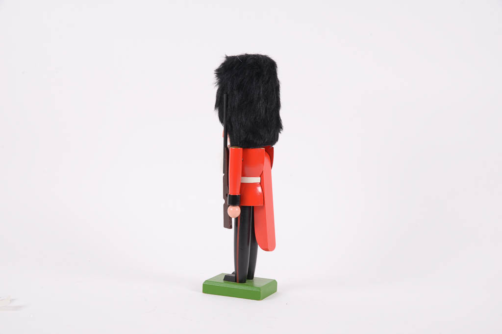 Erzgebirgische German Classic Nutcracker