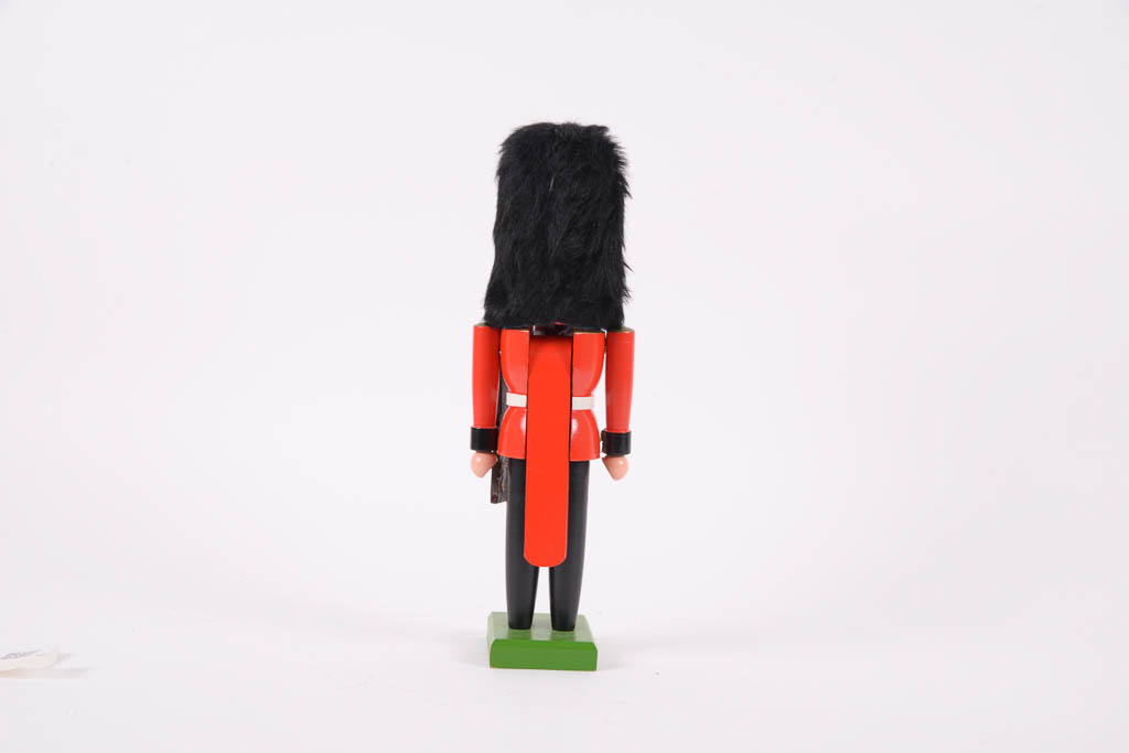 Erzgebirgische German Classic Nutcracker