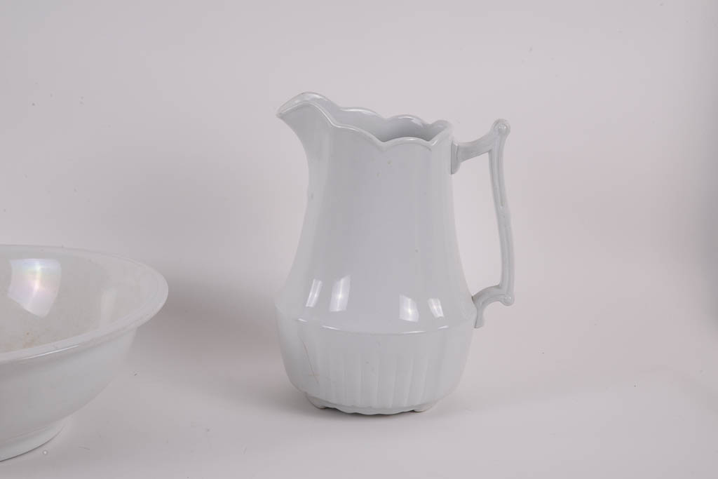 Royal Ironstone Fine China Wash Basin and Pitcher