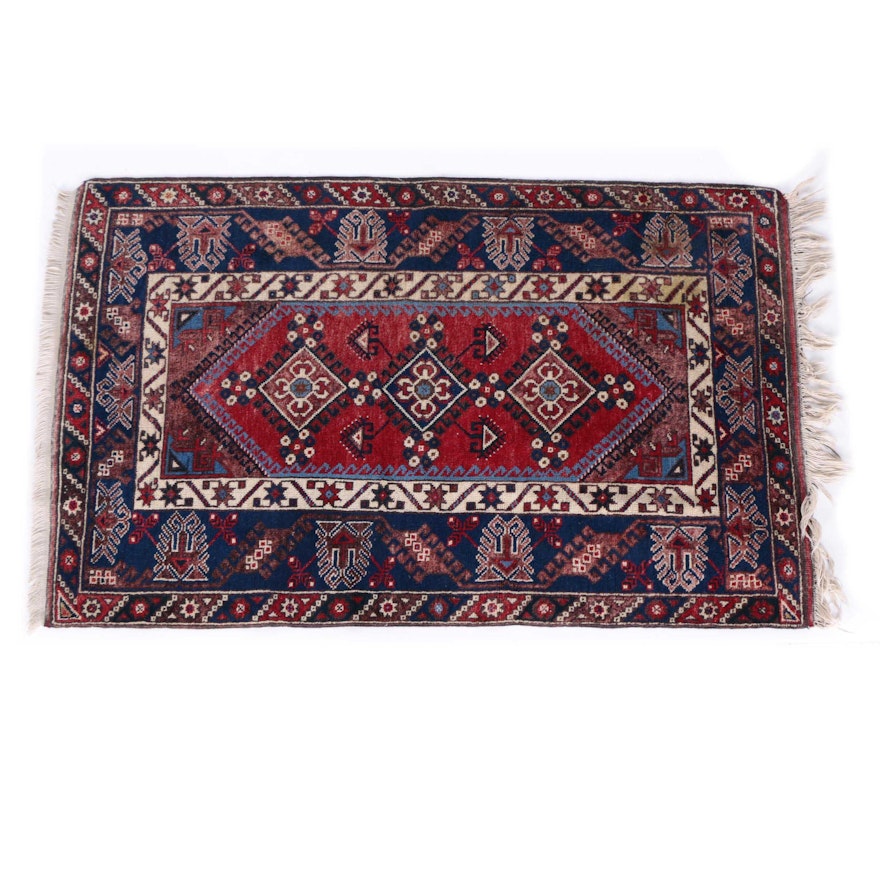 Hand-Knotted Bergama Wool Accent Rug