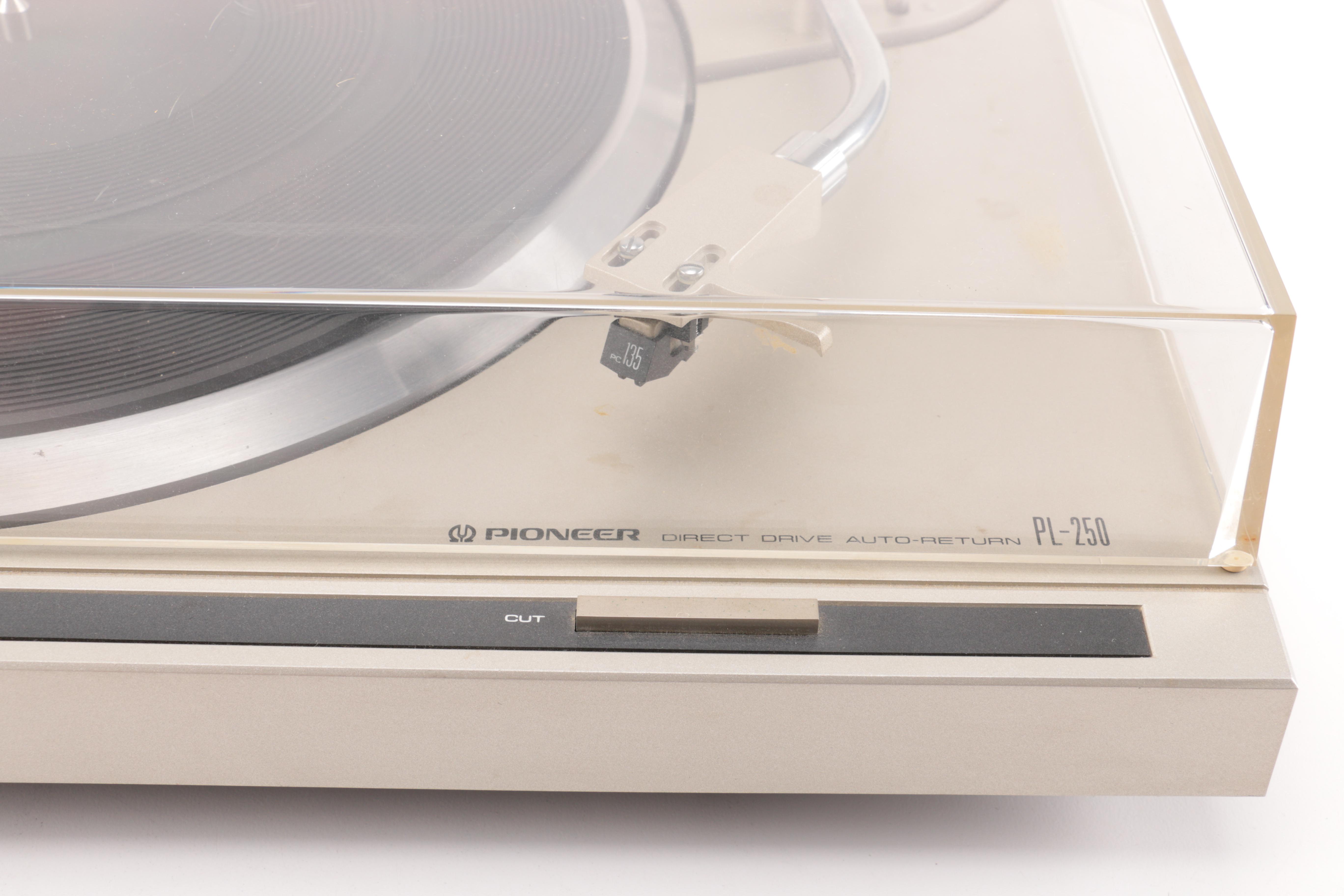 Pioneer Direct Drive PL-250 Turn Table