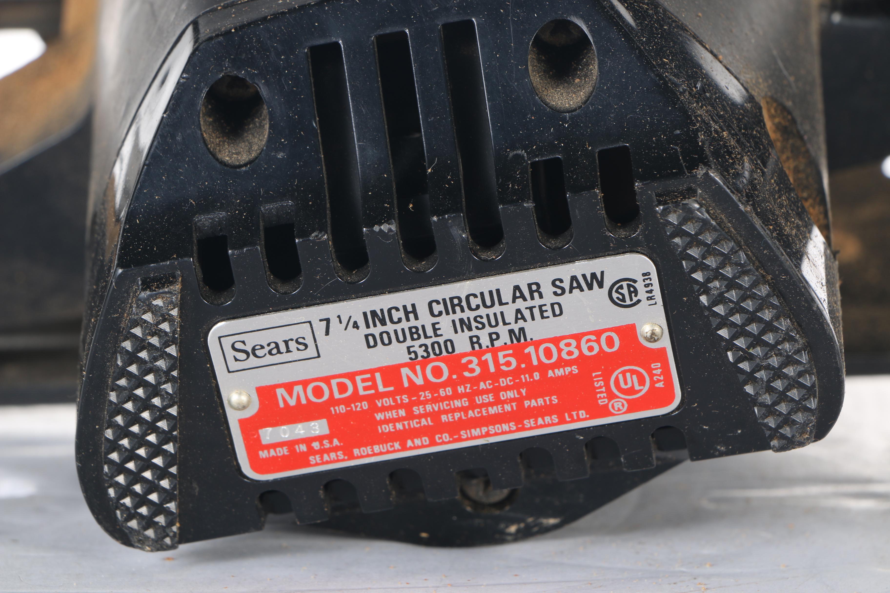 Craftsman Circular Saw With Blades